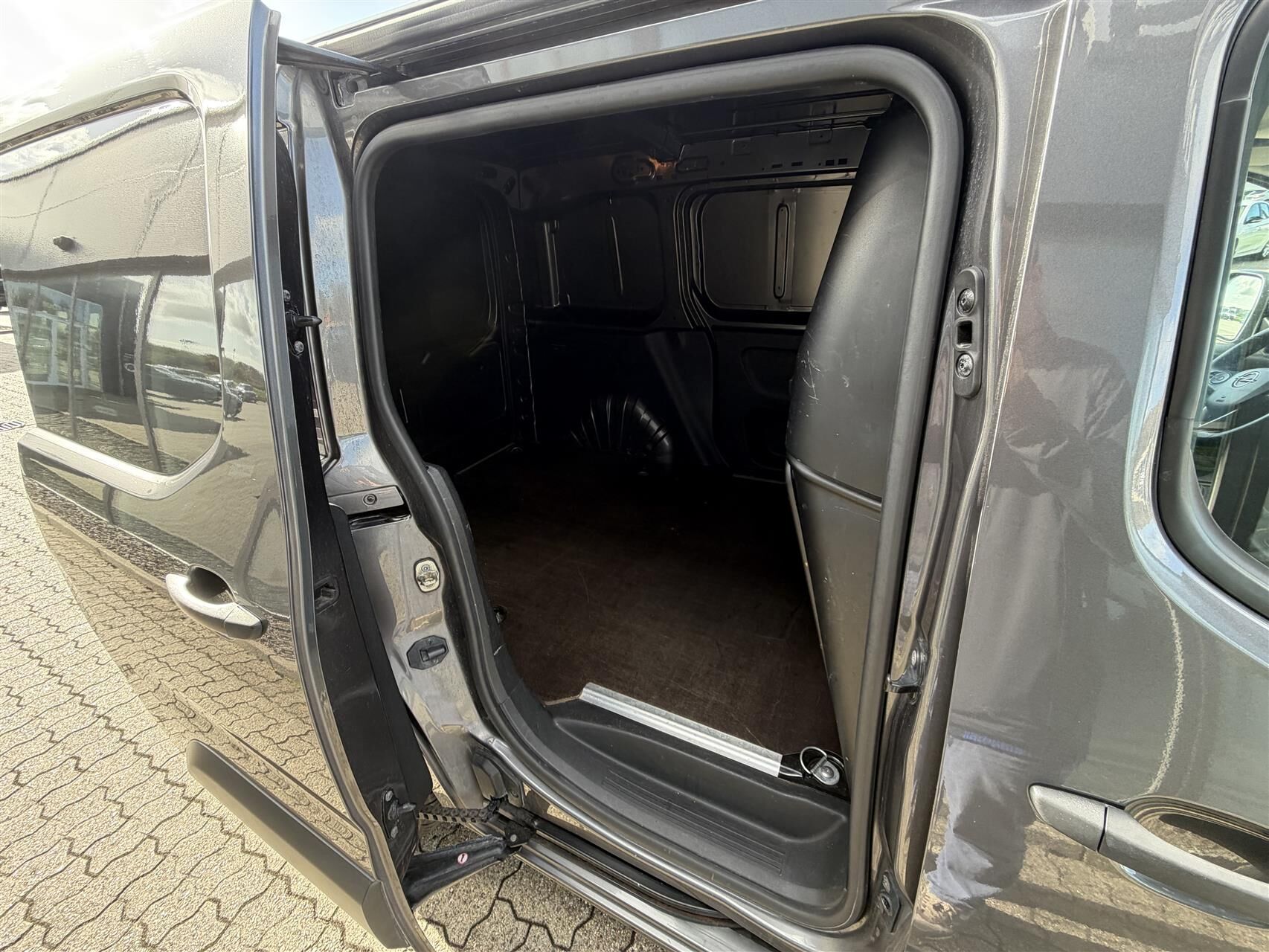 Billede af Opel Combo L1V1 1,5 D Enjoy 102HK Van