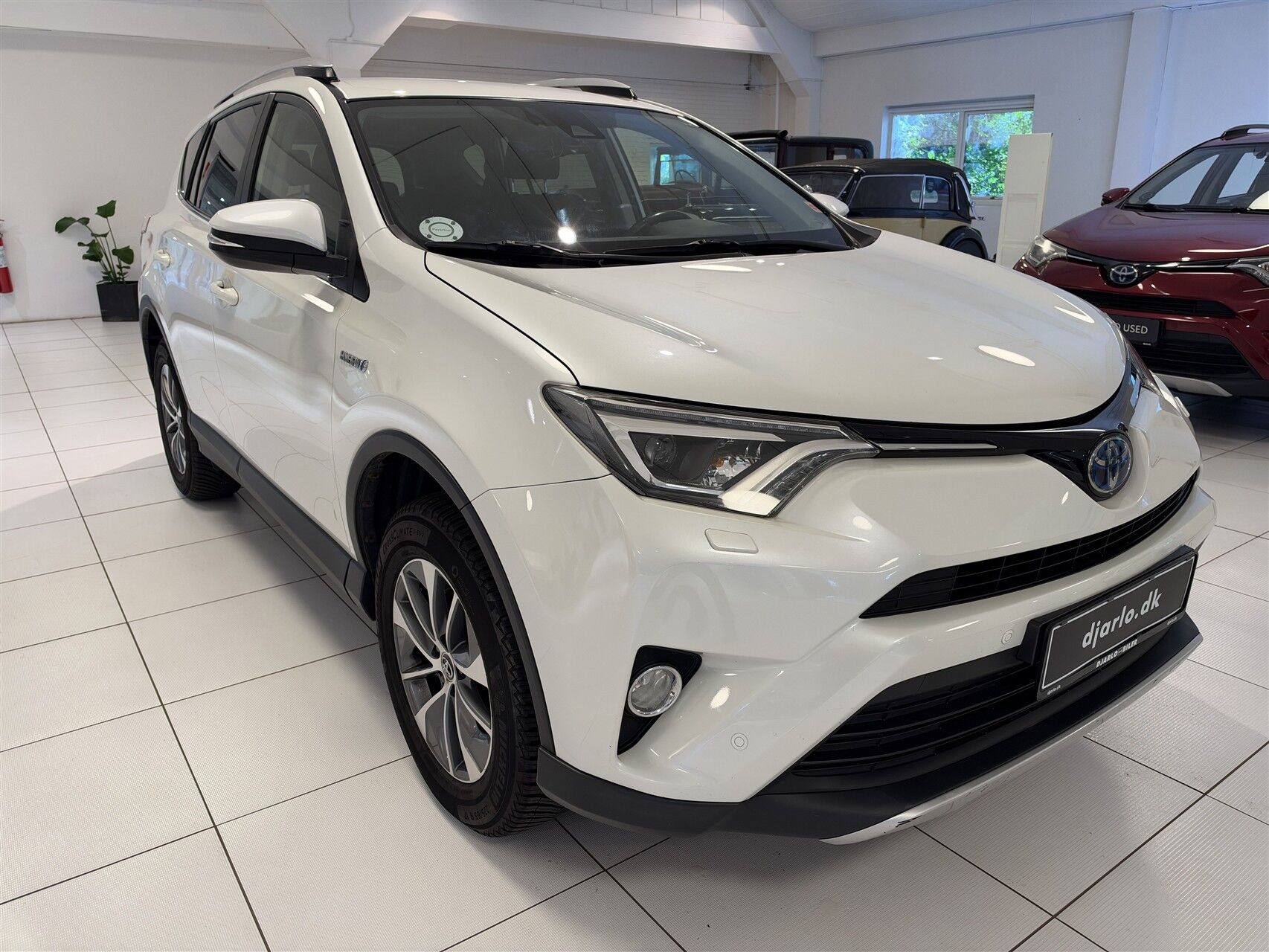 Billede af Toyota RAV4 2,5 Hybrid H3 Safety Sense 4x2 197HK 5d 6g Aut.