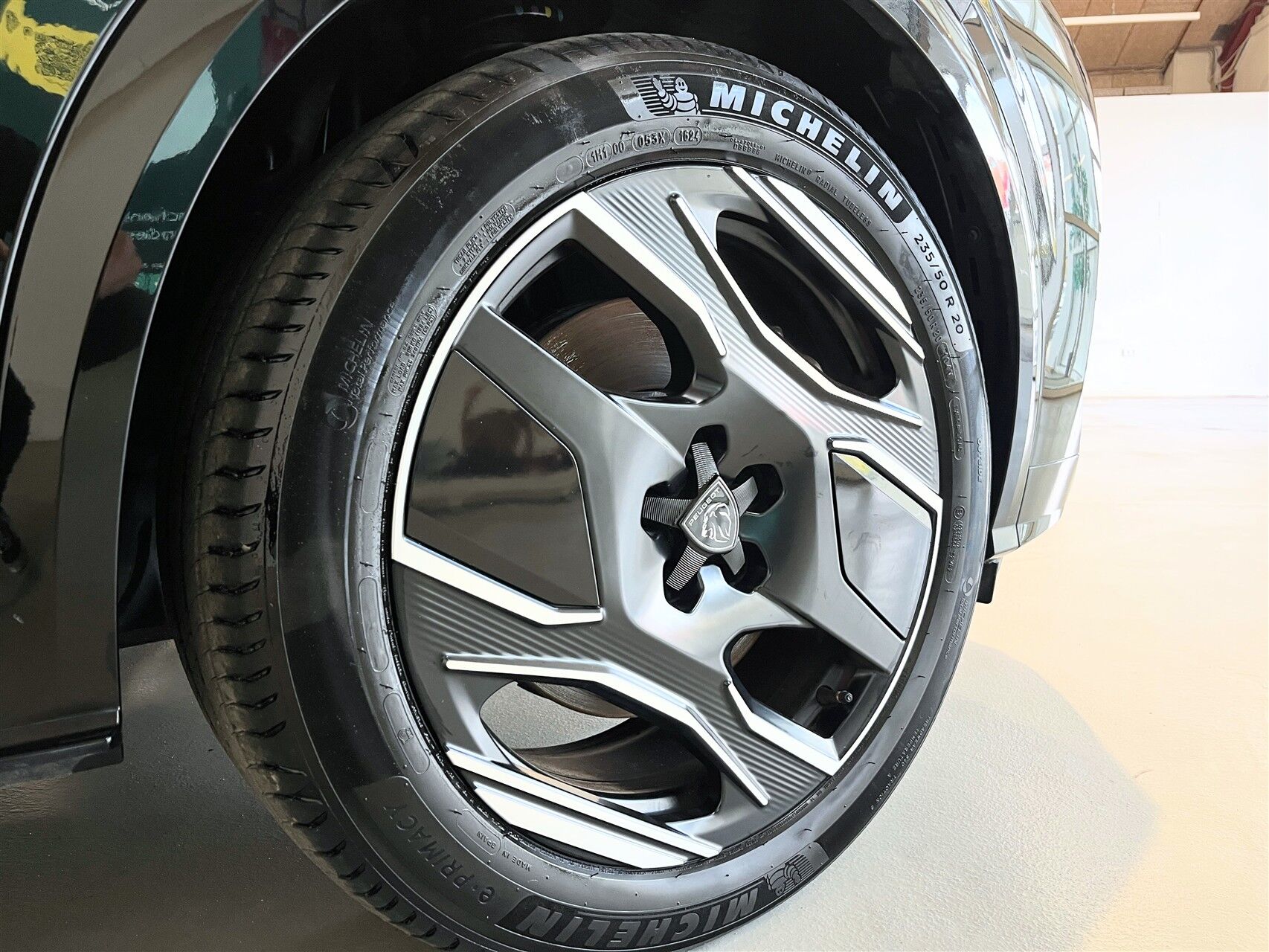 Billede af Peugeot e-3008 EL GT 210HK 5d Aut.