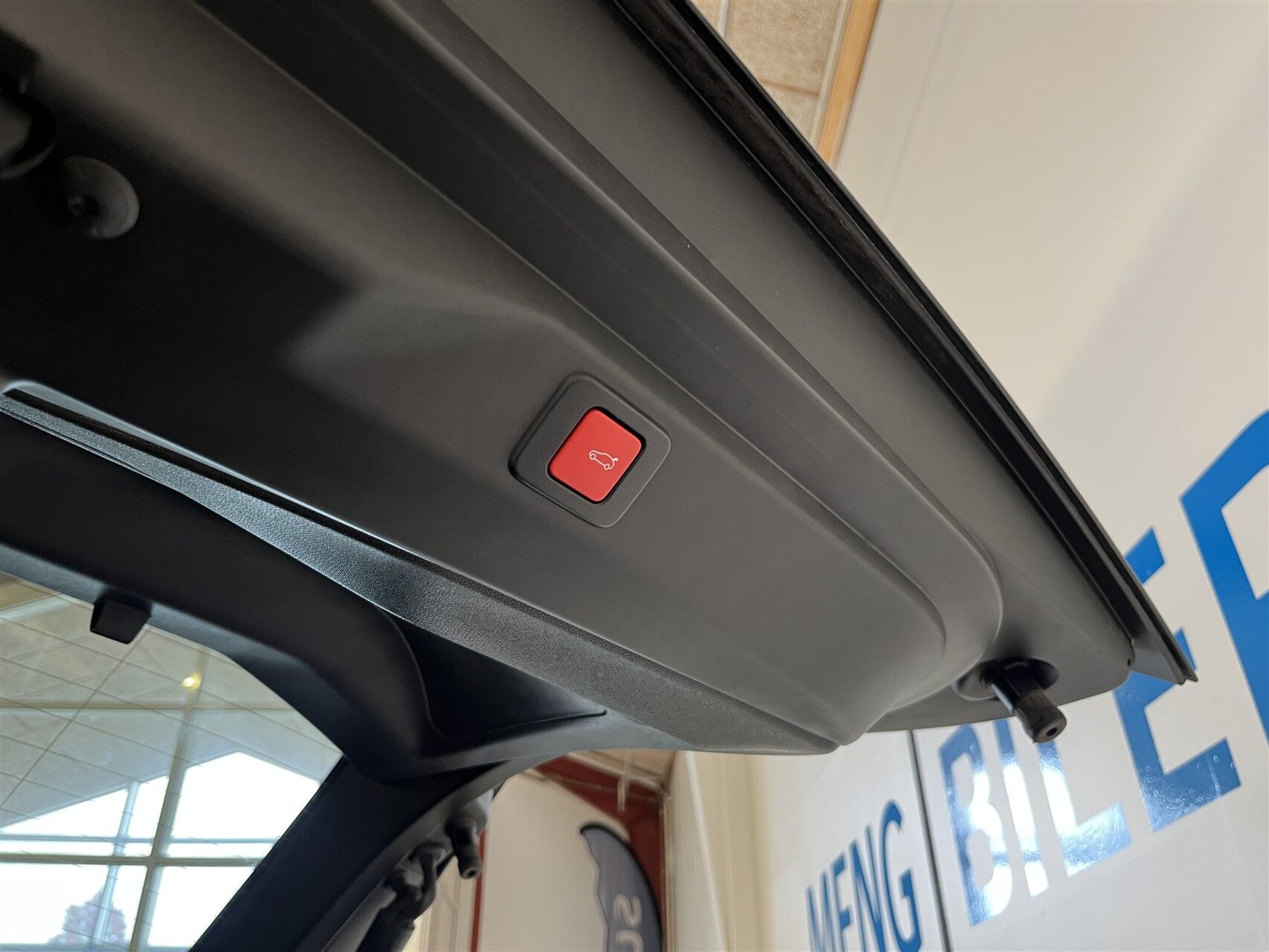 Billede af Peugeot e-3008 EL GT 210HK 5d Aut.