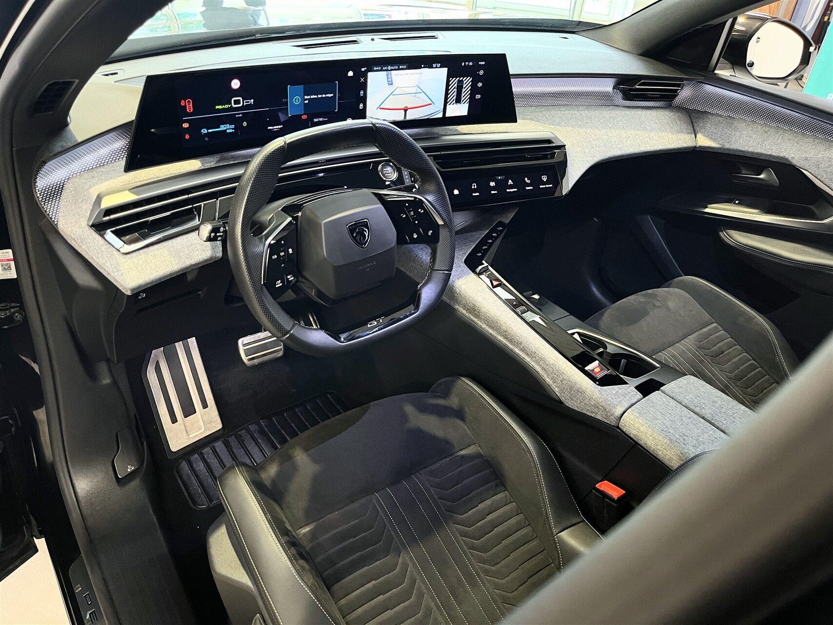 Billede af Peugeot e-3008 EL GT 210HK 5d Aut.