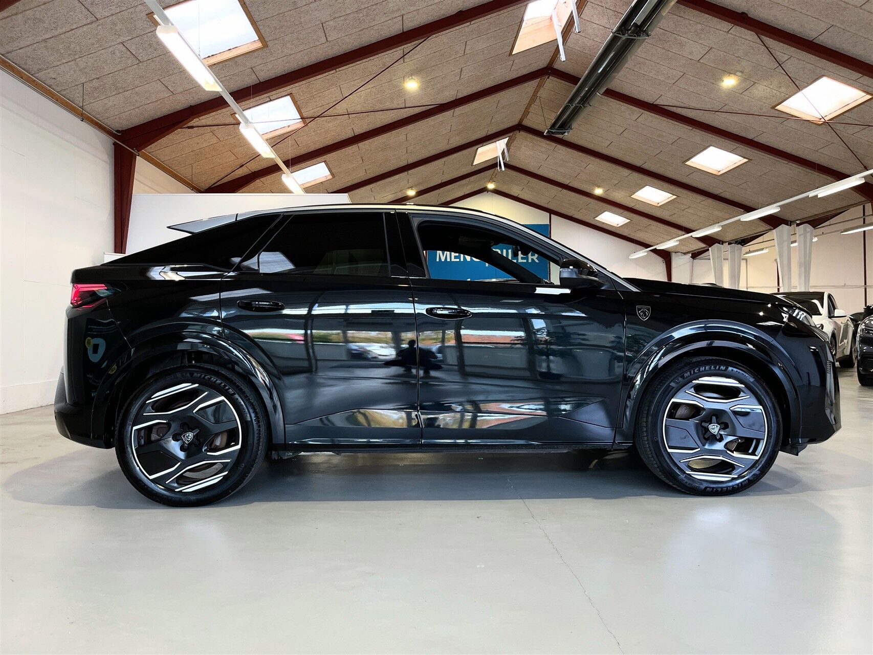 Billede af Peugeot e-3008 EL GT 210HK 5d Aut.