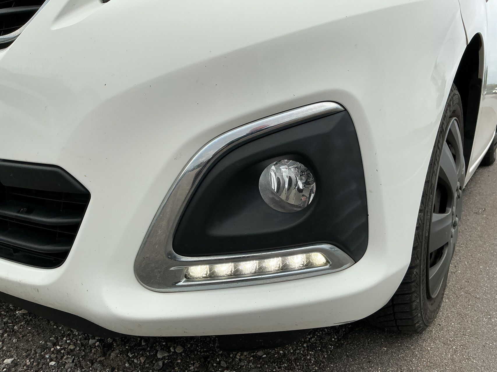 Billede af Peugeot 108 1,0 e-Vti More+ 69HK 5d