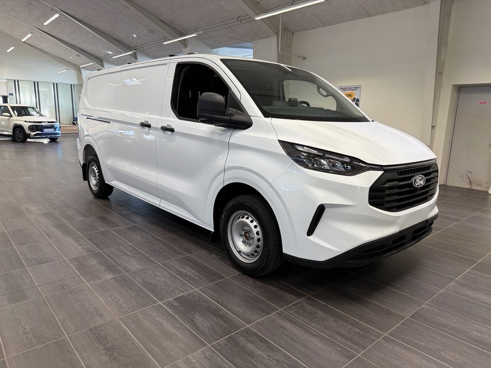Billede af Ford Transit Custom 320 L2H1 2,0 EcoBlue Trend 136HK 8g Aut.