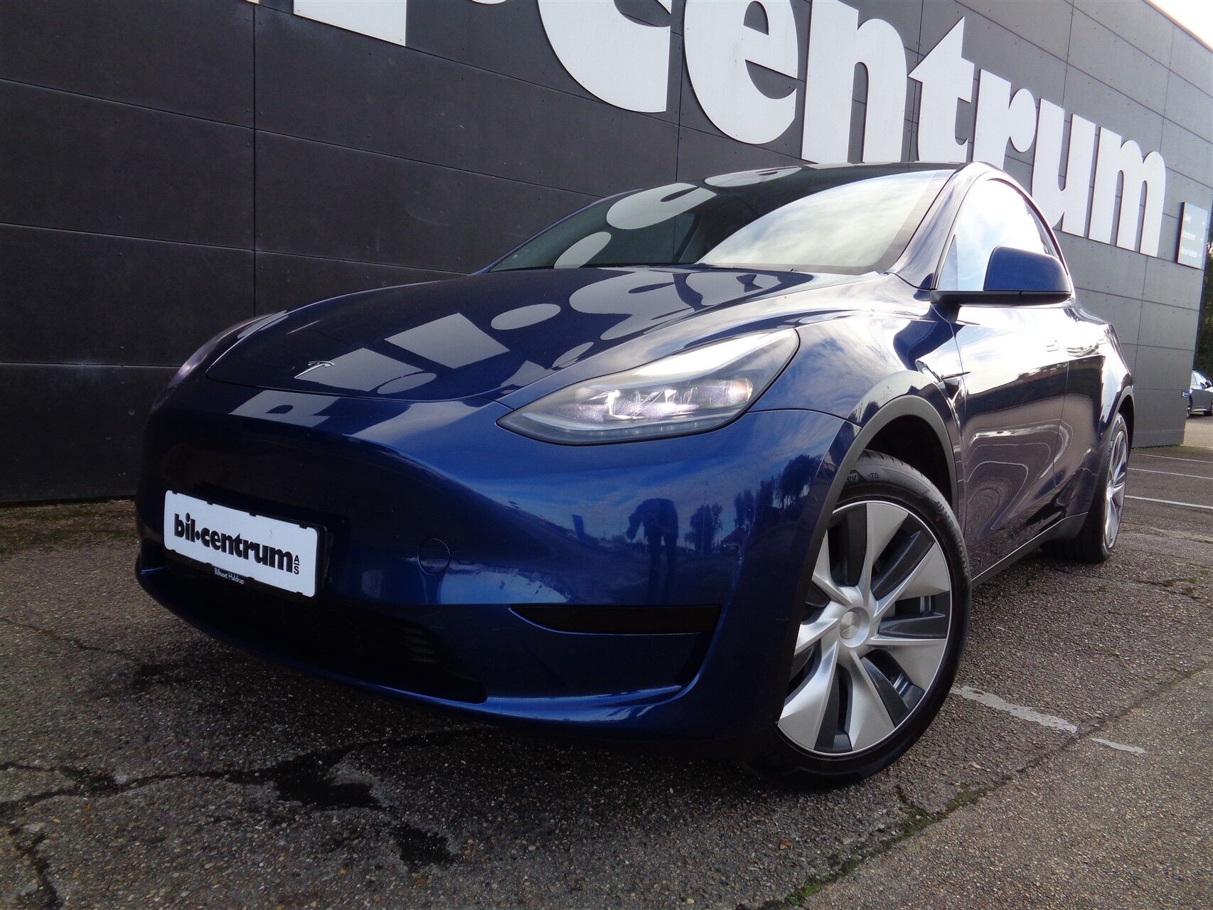 Billede af Tesla Model Y EL RWD 299HK 5d Aut.