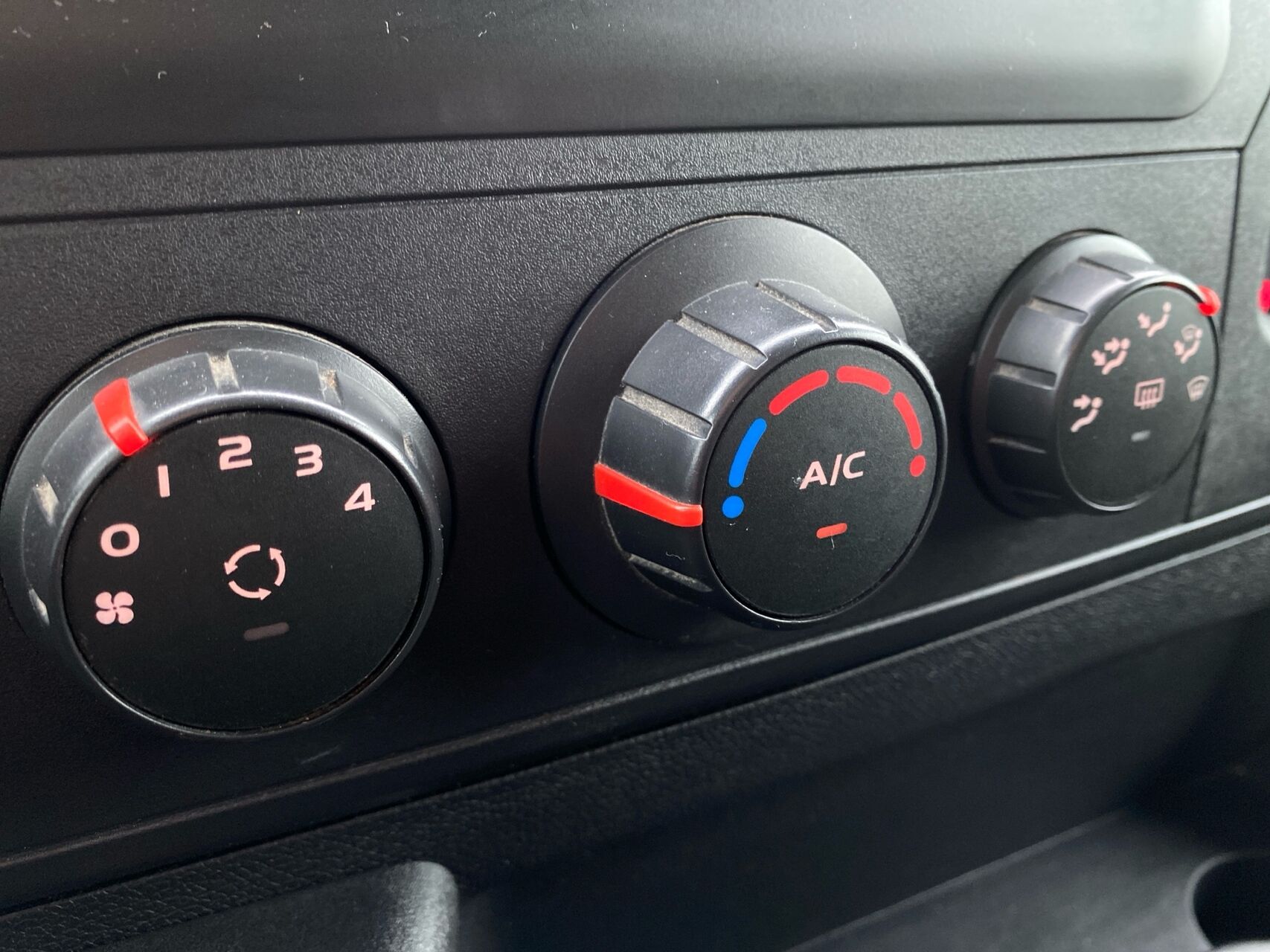 Billede af Nissan NV 400 L2H2 2,3 DCi Comfort Start/Stop 170HK Van 6g