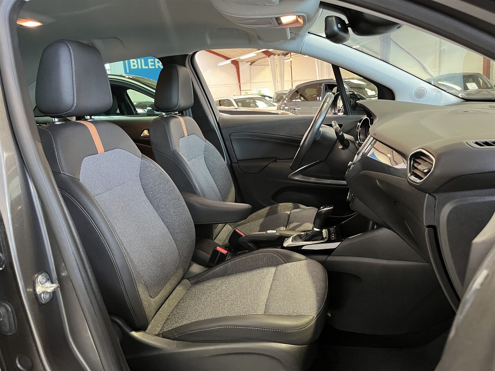 Billede af Opel Crossland 1,2 T Sport 130HK 5d 6g Aut.