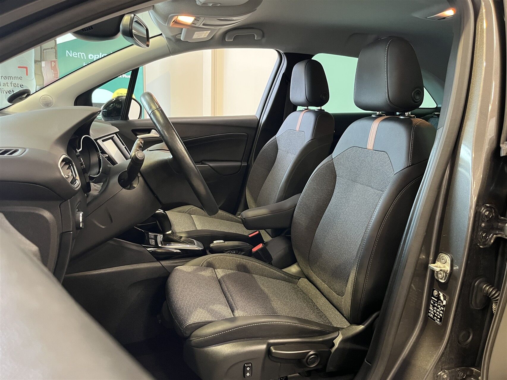 Billede af Opel Crossland 1,2 T Sport 130HK 5d 6g Aut.
