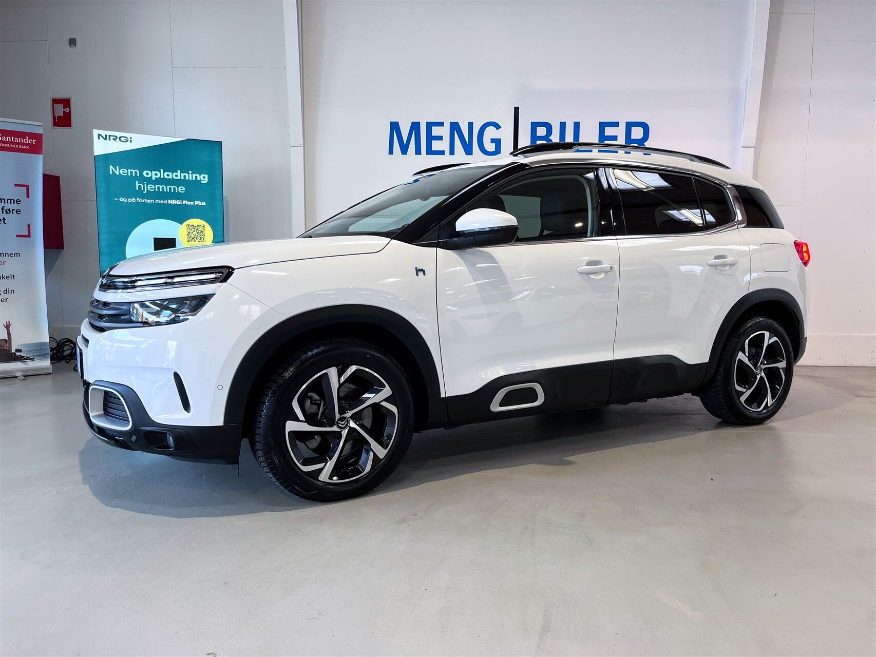 Billede af Citroën C5 Aircross 1,6 Plugin-hybrid Iconic EAT8 225HK 5d 8g Aut.