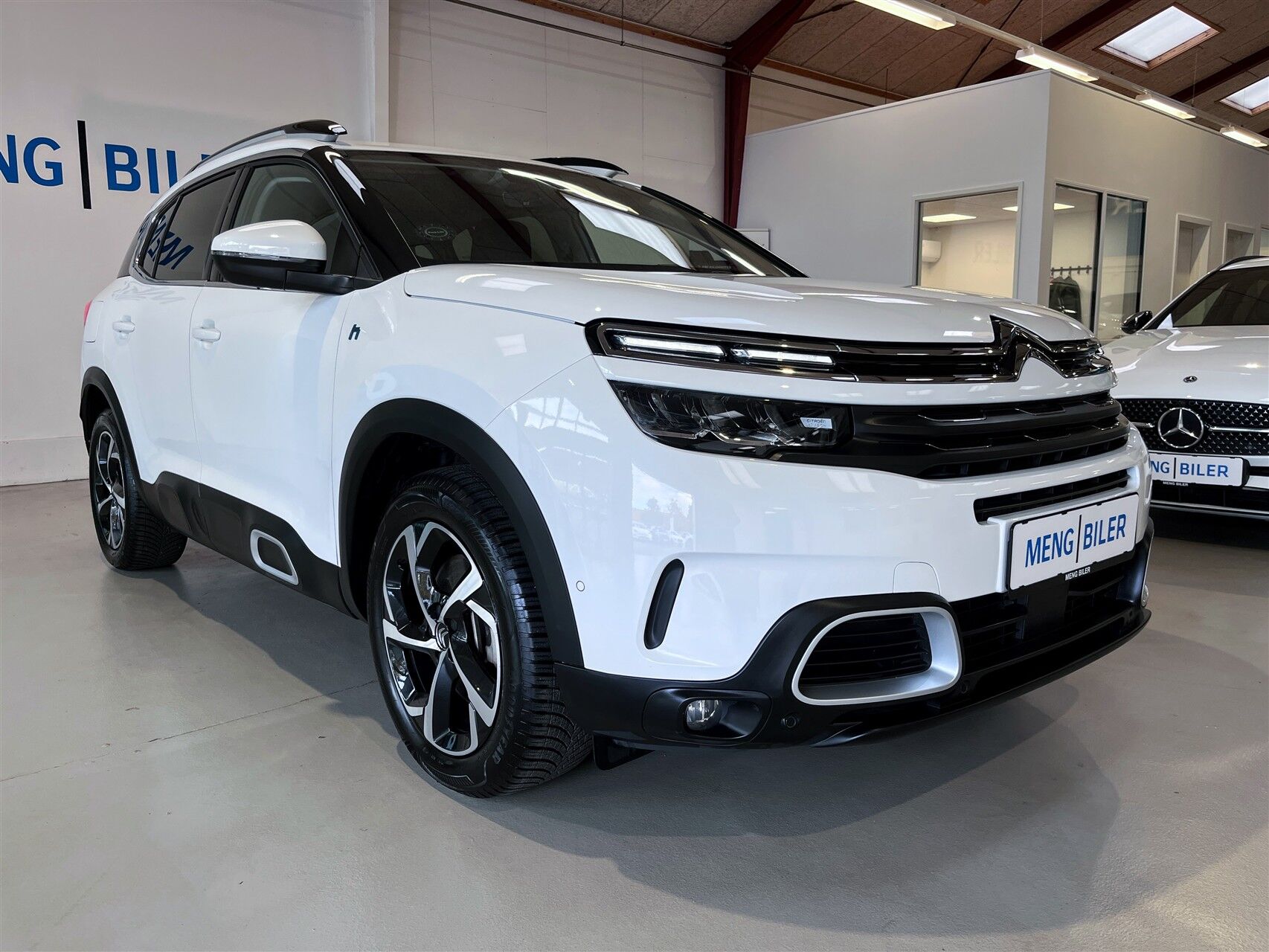Billede af Citroën C5 Aircross 1,6 Plugin-hybrid Iconic EAT8 225HK 5d 8g Aut.