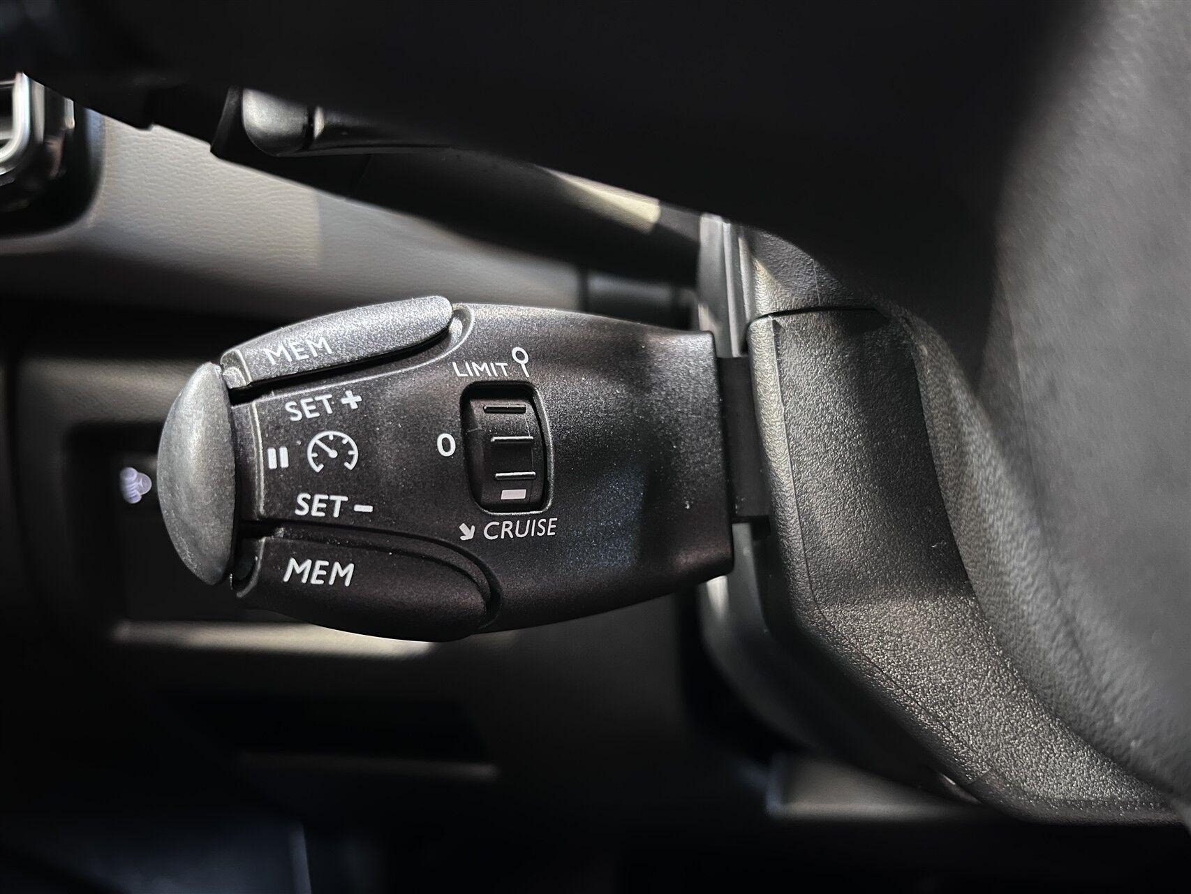 Billede af Citroën C5 Aircross 1,6 Plugin-hybrid Iconic EAT8 225HK 5d 8g Aut.
