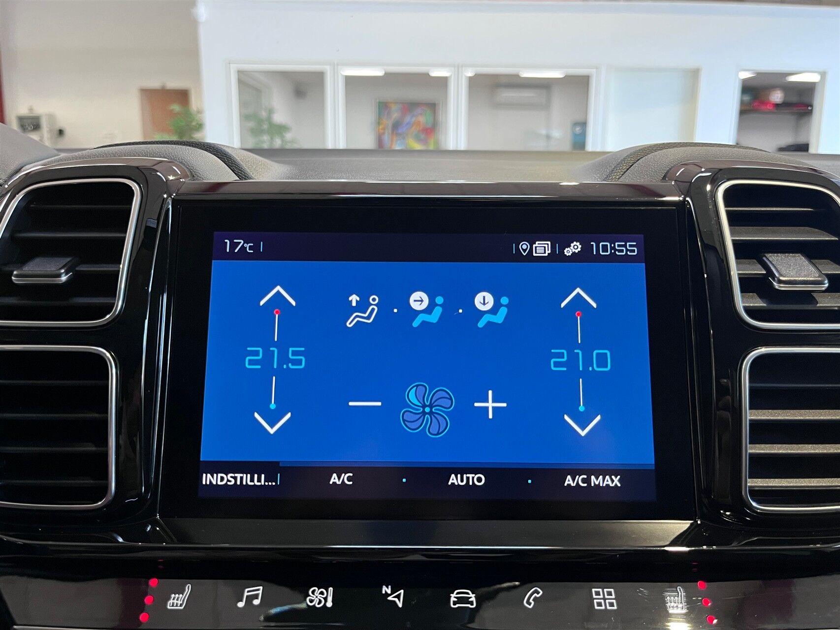 Billede af Citroën C5 Aircross 1,6 Plugin-hybrid Iconic EAT8 225HK 5d 8g Aut.