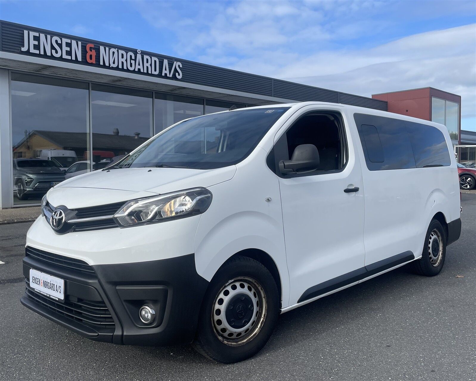 Billede af Toyota Proace Verso Long 2,0 D Combi m/bagklap 122HK 6g