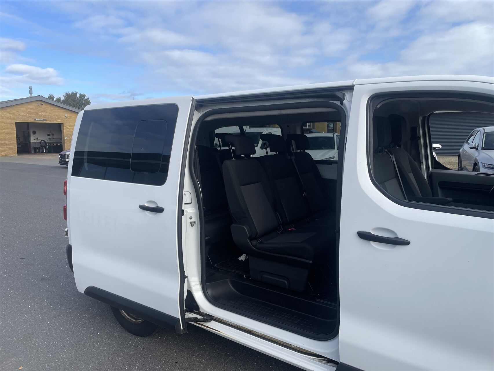 Billede af Toyota Proace Verso Long 2,0 D Combi m/bagklap 122HK 6g