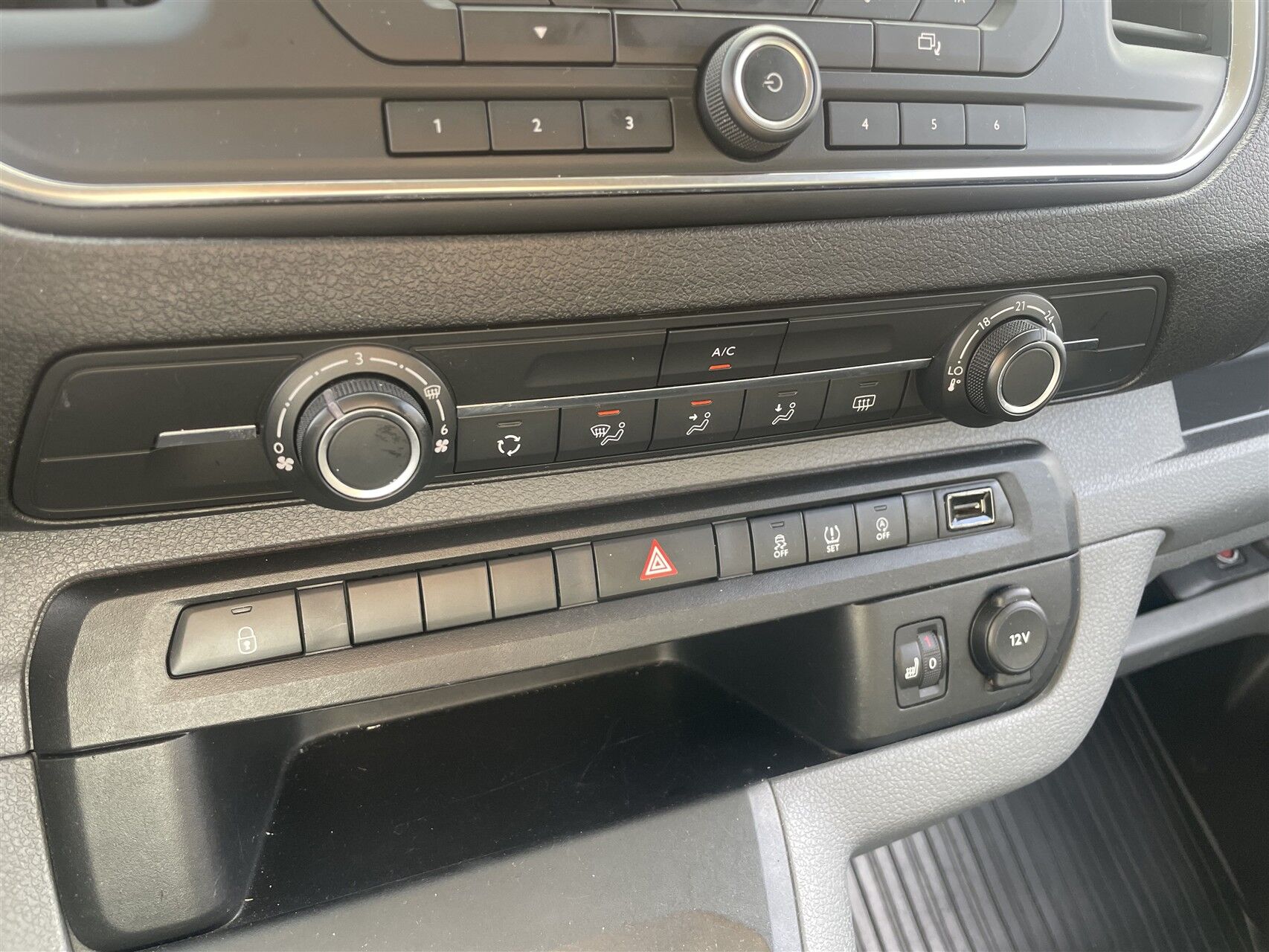 Billede af Toyota Proace Verso Long 2,0 D Combi m/bagklap 122HK 6g