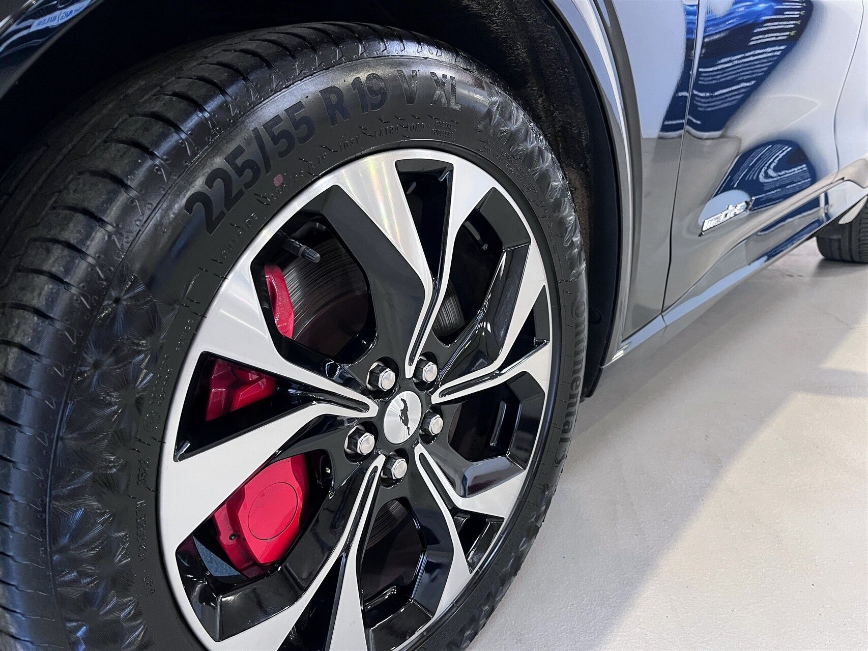 Billede af Ford Mustang Mach-E EL UR Premium 294HK 5d Aut.
