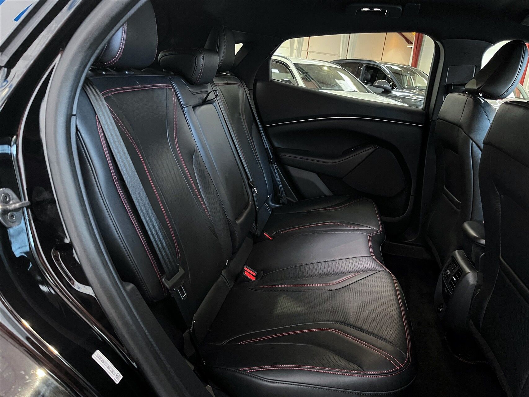 Billede af Ford Mustang Mach-E EL UR Premium 294HK 5d Aut.