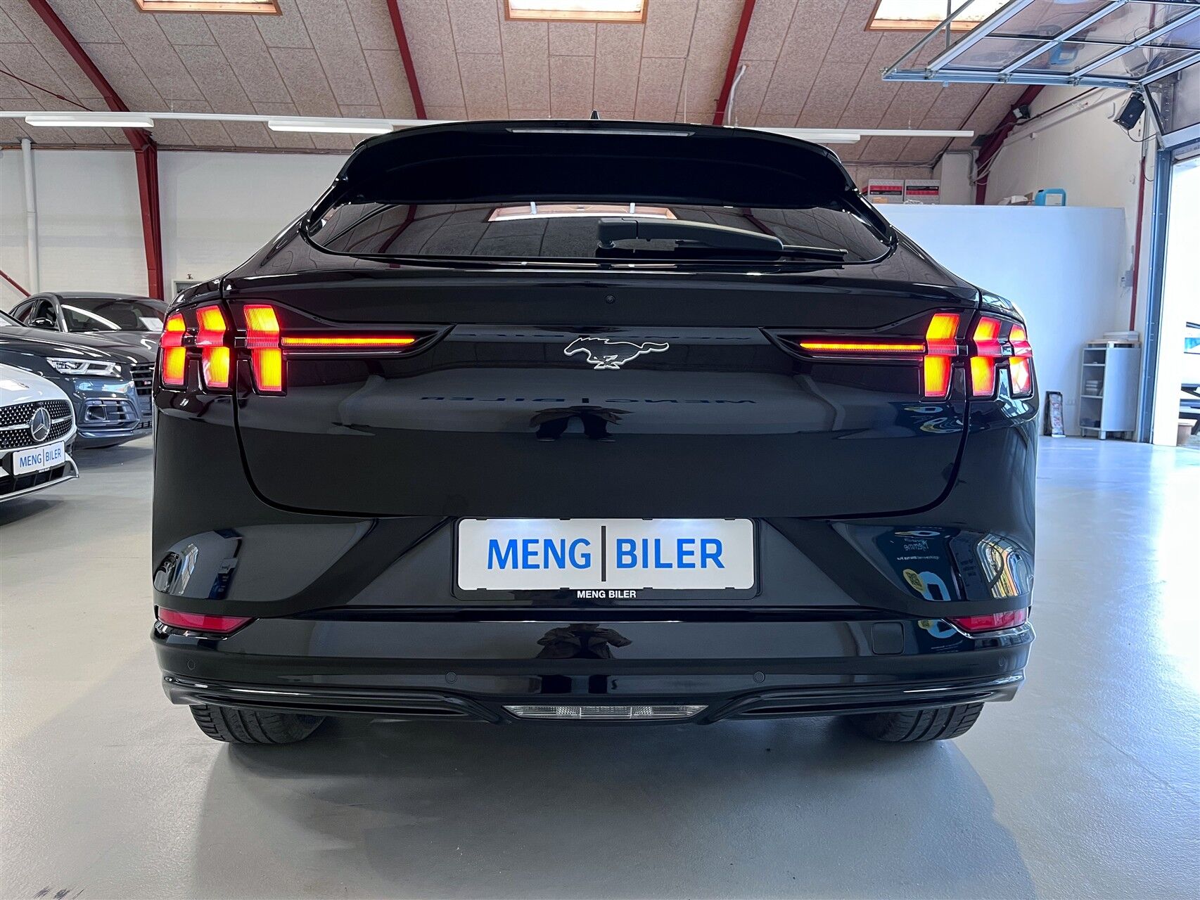 Billede af Ford Mustang Mach-E EL UR Premium 294HK 5d Aut.