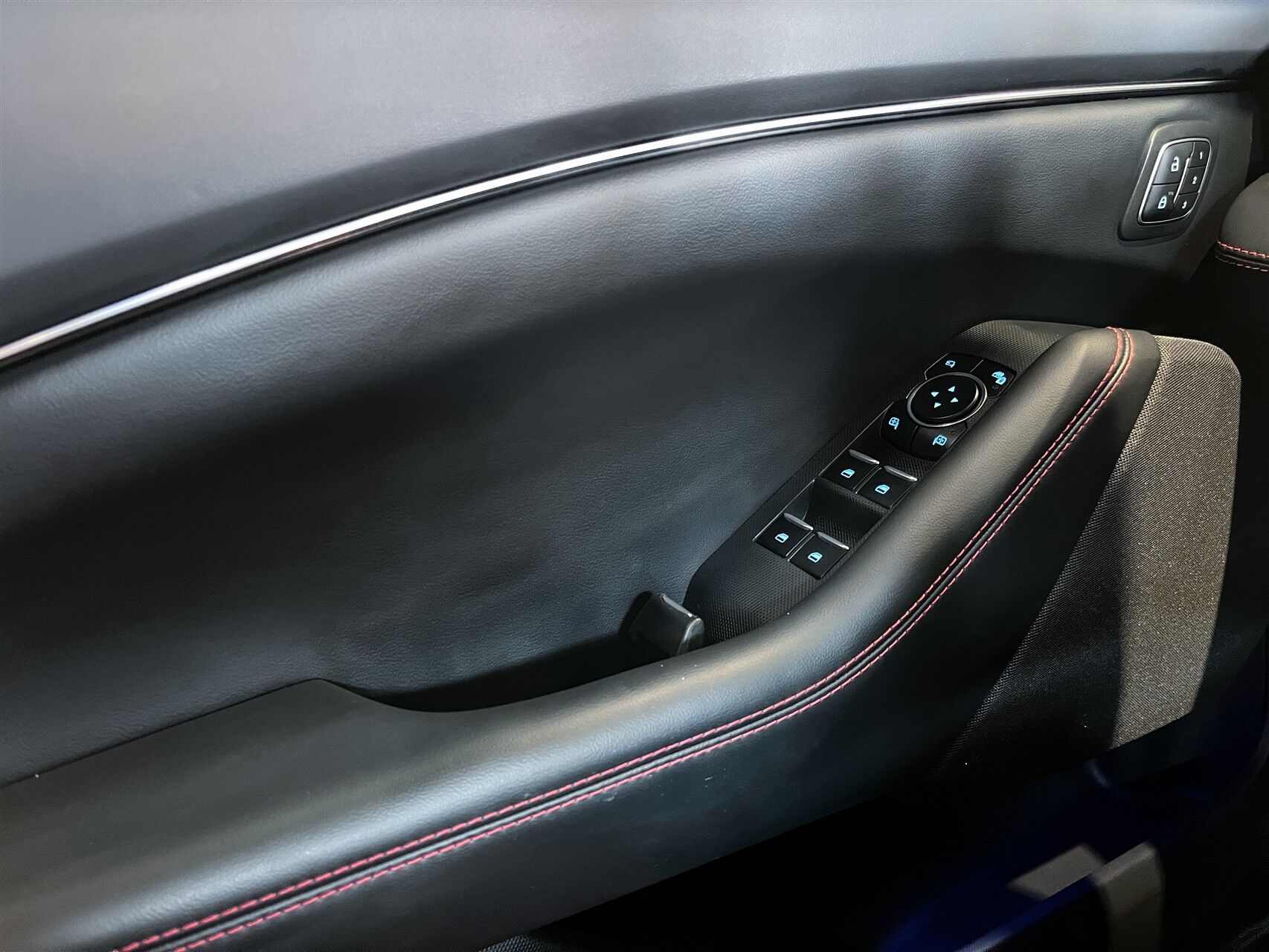 Billede af Ford Mustang Mach-E EL UR Premium 294HK 5d Aut.