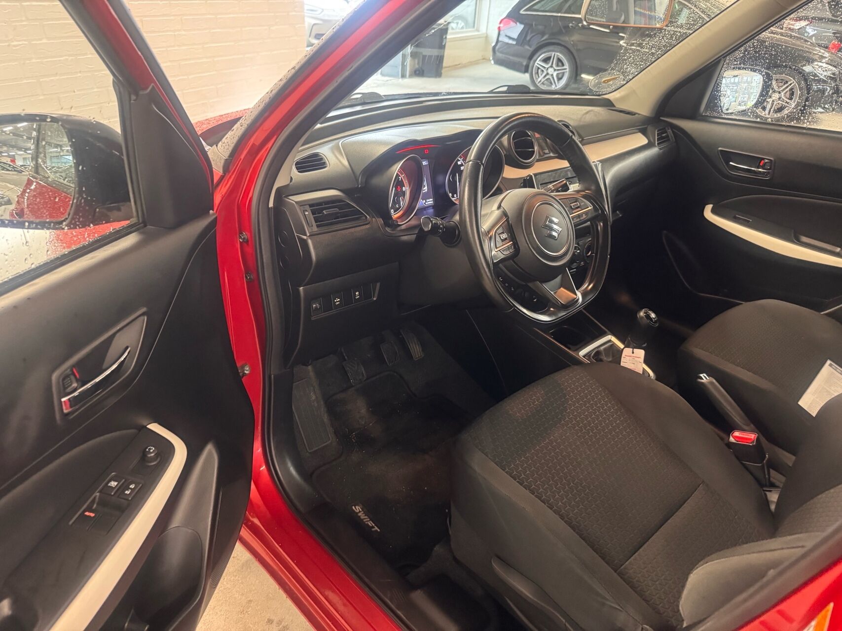 Billede af Suzuki Swift 1,2 Dualjet Action Edition AEB 90HK 5d