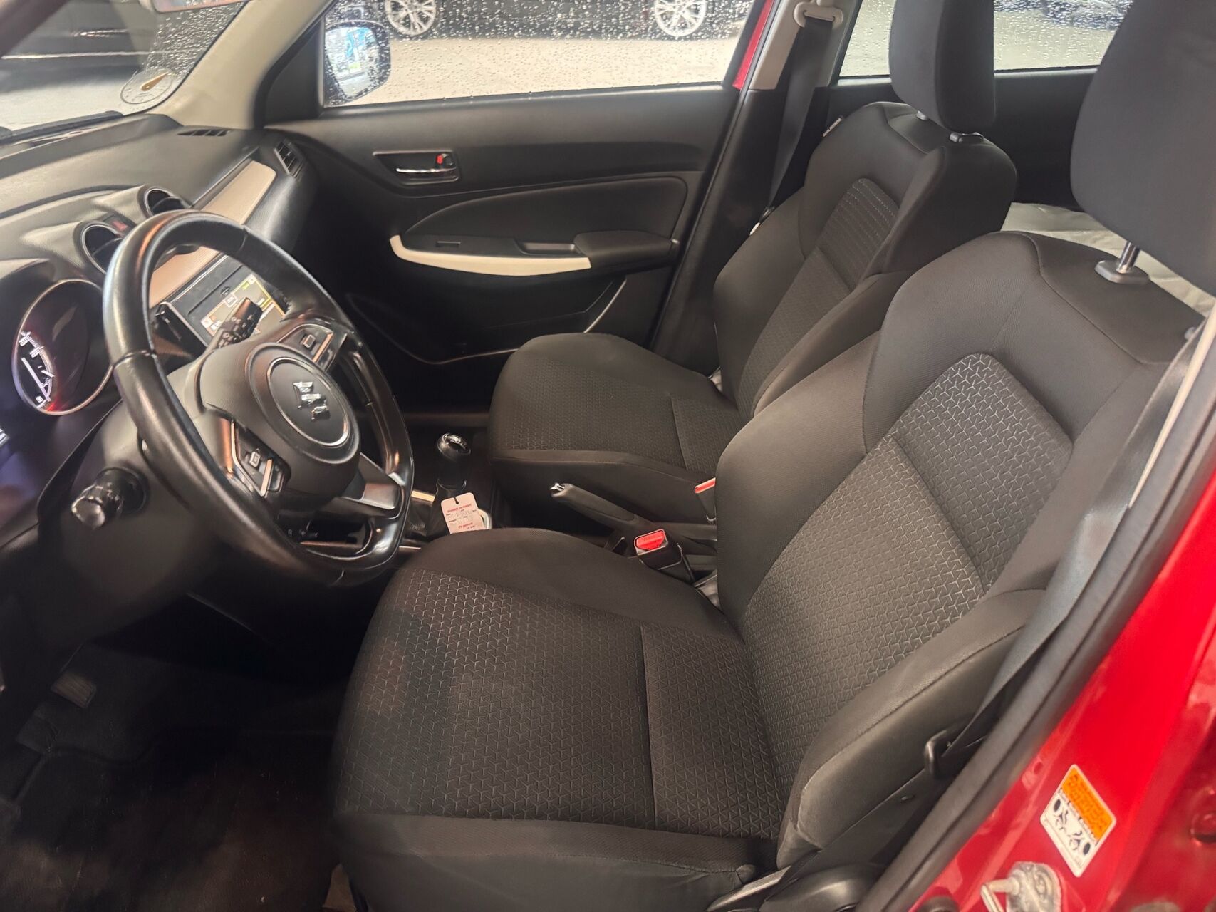Billede af Suzuki Swift 1,2 Dualjet Action Edition AEB 90HK 5d
