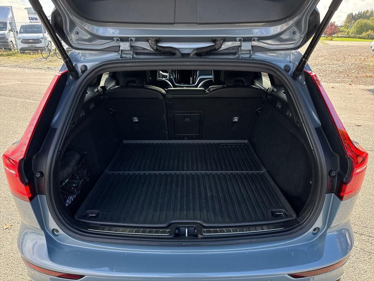 Billede af Volvo V60 2,0 T6 Recharge  Plugin-hybrid Ultimate AWD 350HK Stc 8g Aut.