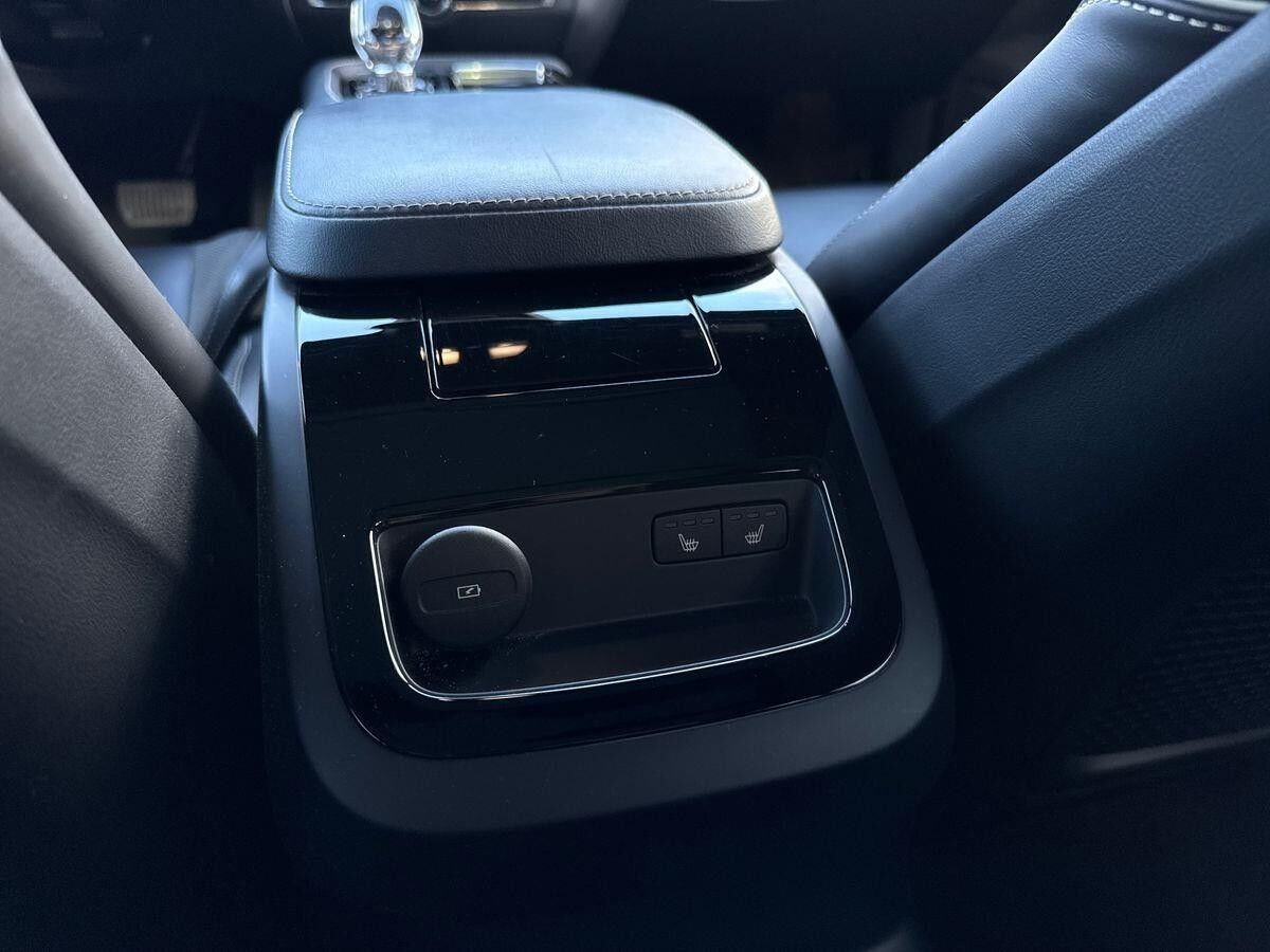 Billede af Volvo V60 2,0 T6 Recharge  Plugin-hybrid Ultimate AWD 350HK Stc 8g Aut.