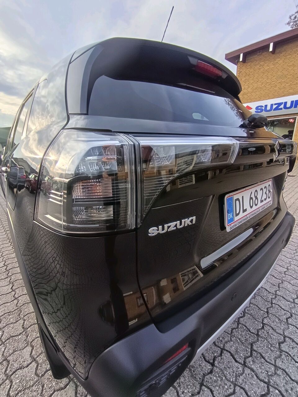 Billede af Suzuki S-Cross 1,4 Boosterjet  Mild hybrid Active Hybrid 129HK 5d 6g Aut.