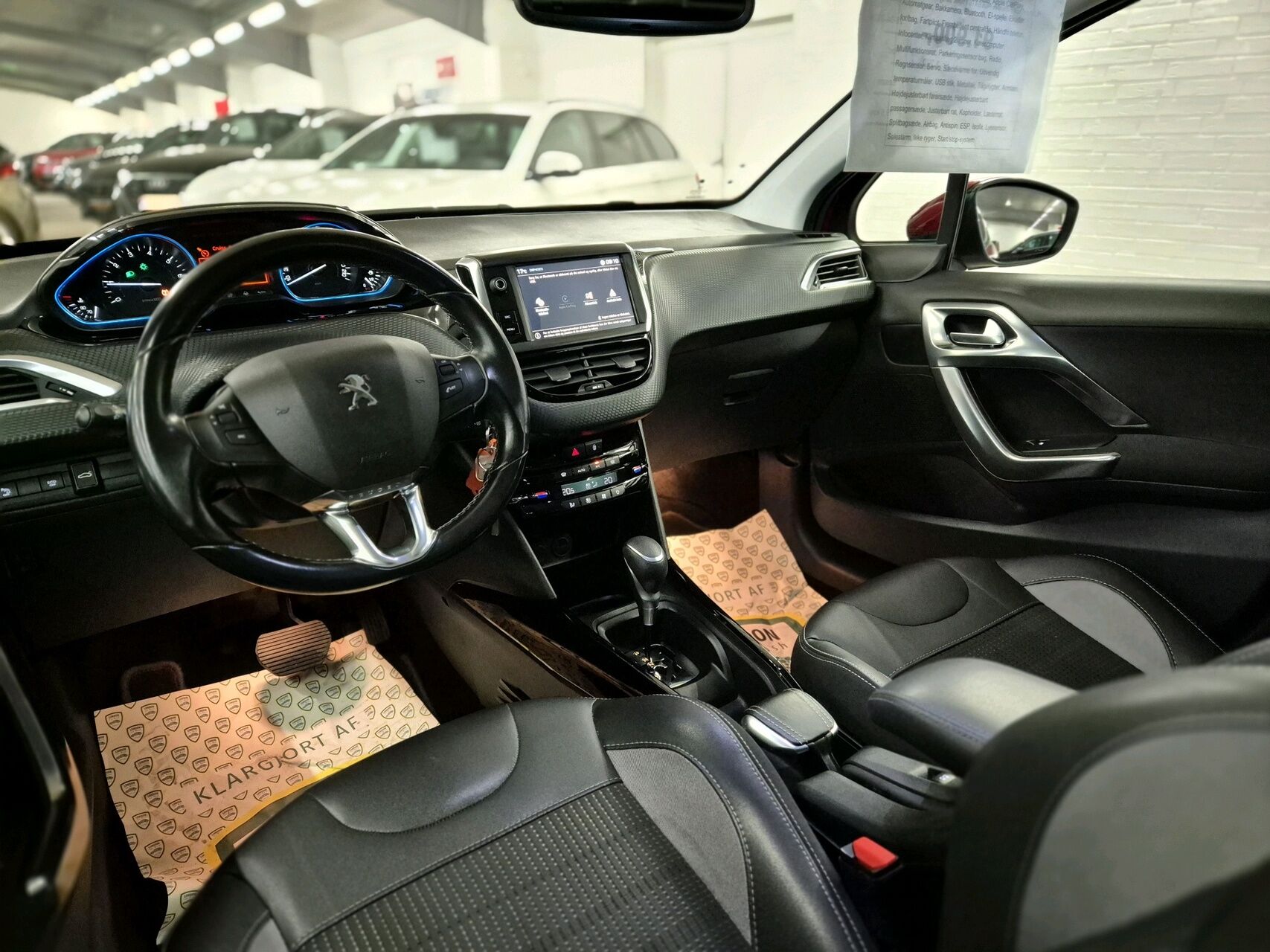 Billede af Peugeot 2008 1,2 PureTech Exclusive Plus EAT6 110HK 5d 6g Aut.