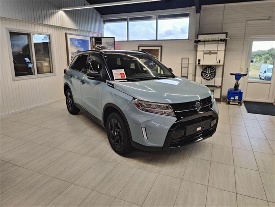 Suzuki Vitara 1,4 Black Edition automatgear 110HK 5d Aut. 