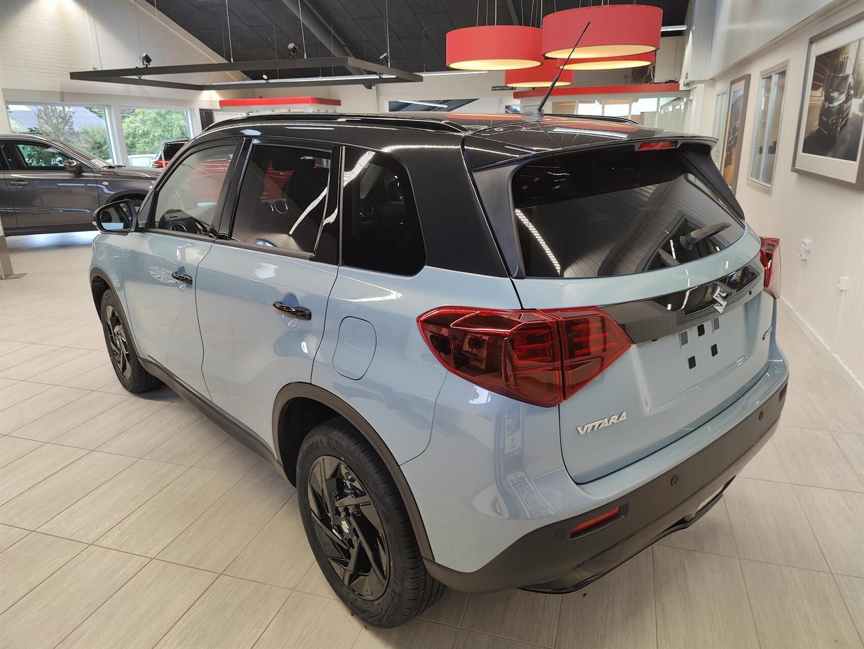 Billede af Suzuki Vitara 1,4 Black Edition automatgear 110HK 5d Aut. 