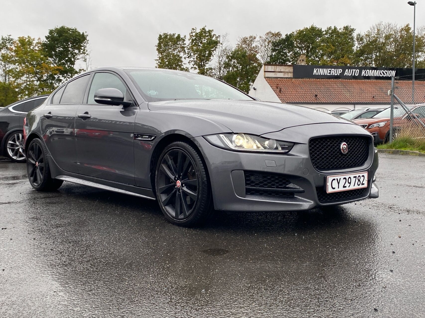 Billede af Jaguar XE 2,0 D R-Sport 180HK 8g Aut.