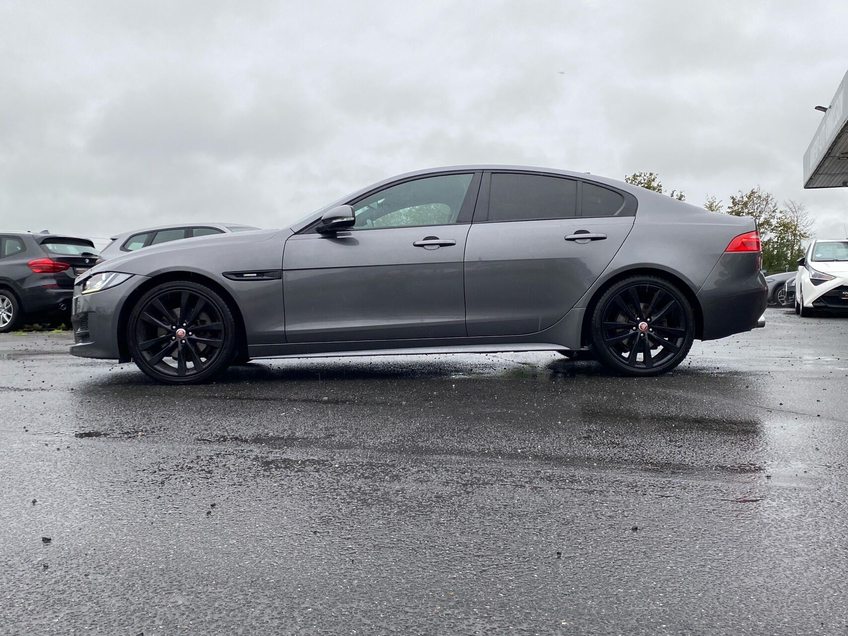 Billede af Jaguar XE 2,0 D R-Sport 180HK 8g Aut.