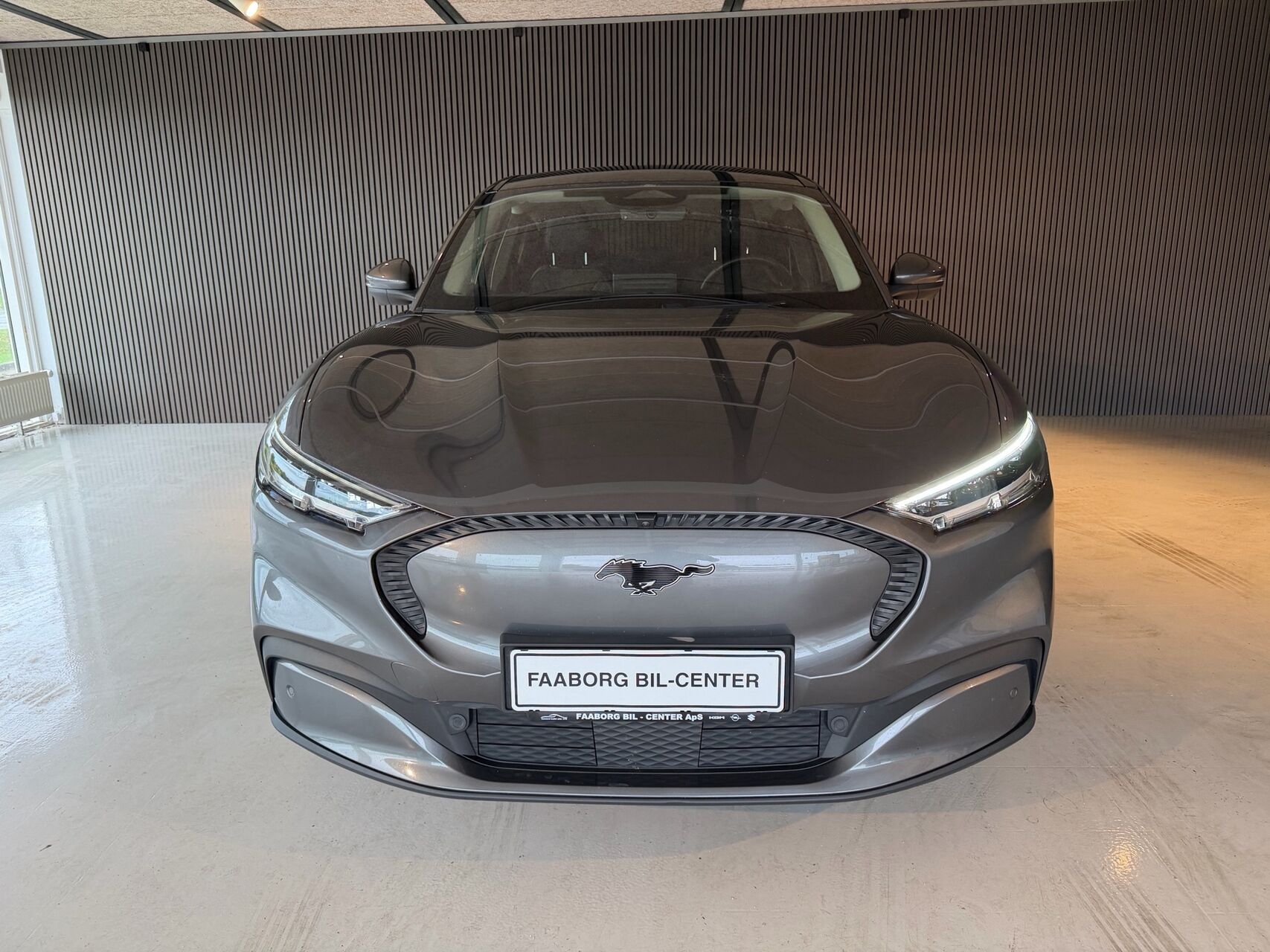 Billede af Ford Mustang Mach-E EL UR Premium 294HK 5d Aut.