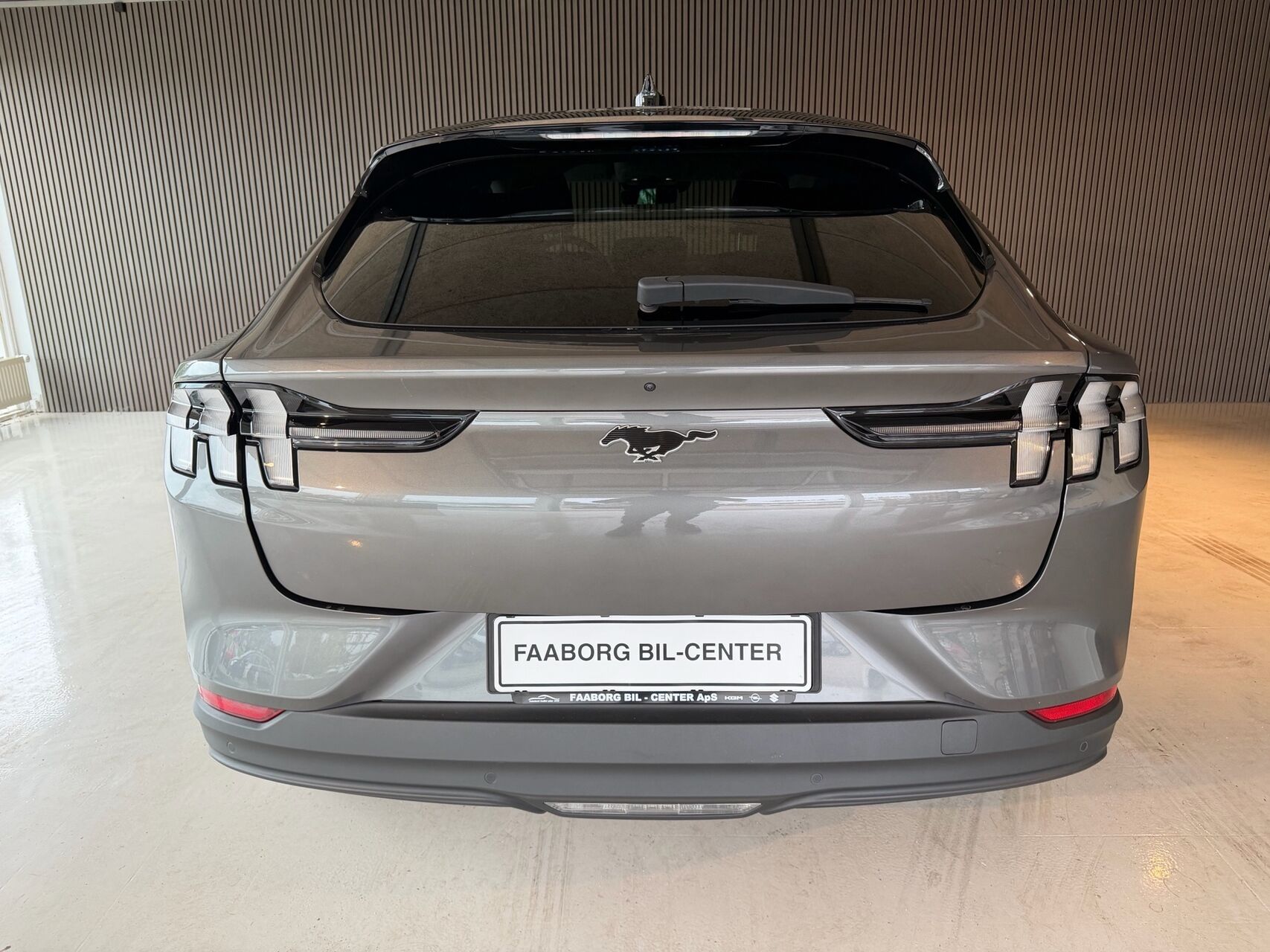 Billede af Ford Mustang Mach-E EL UR Premium 294HK 5d Aut.