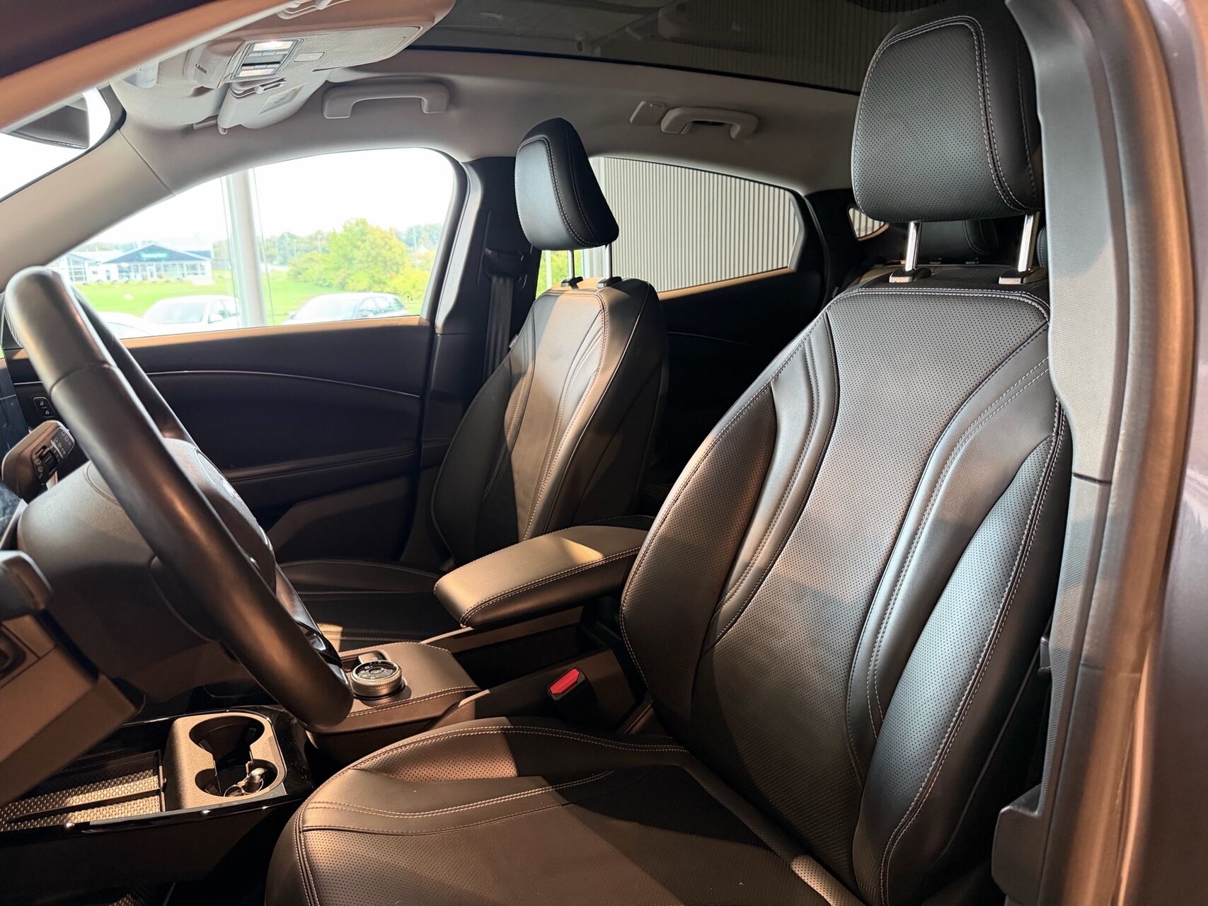 Billede af Ford Mustang Mach-E EL UR Premium 294HK 5d Aut.