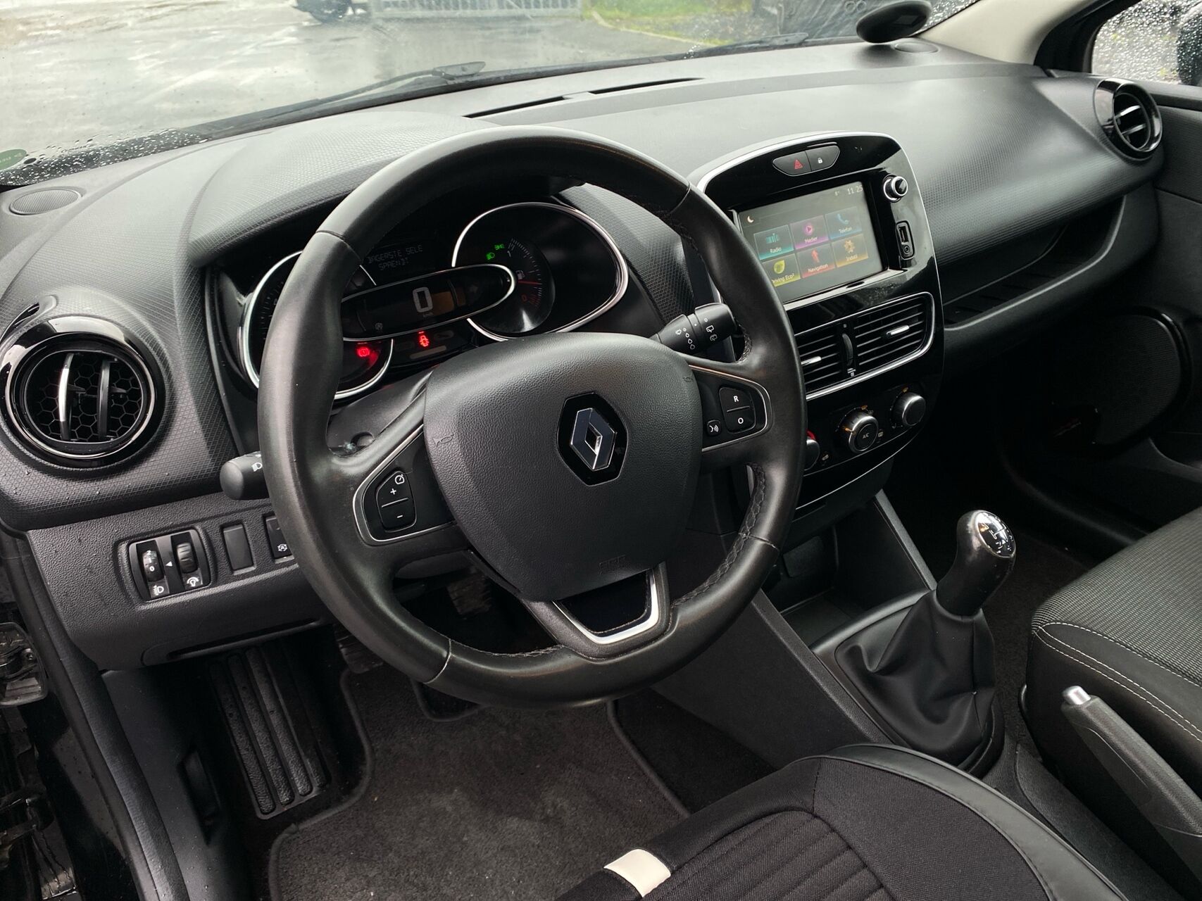 Billede af Renault Clio Sport Tourer 0,9 Energy TCe Zen 90HK Stc