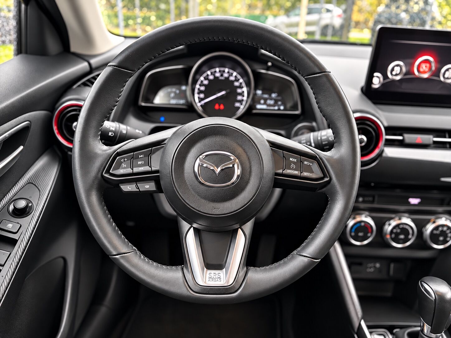 Billede af Mazda 2 1,5 Skyactiv-G Homura 90HK 5d 6g Aut.