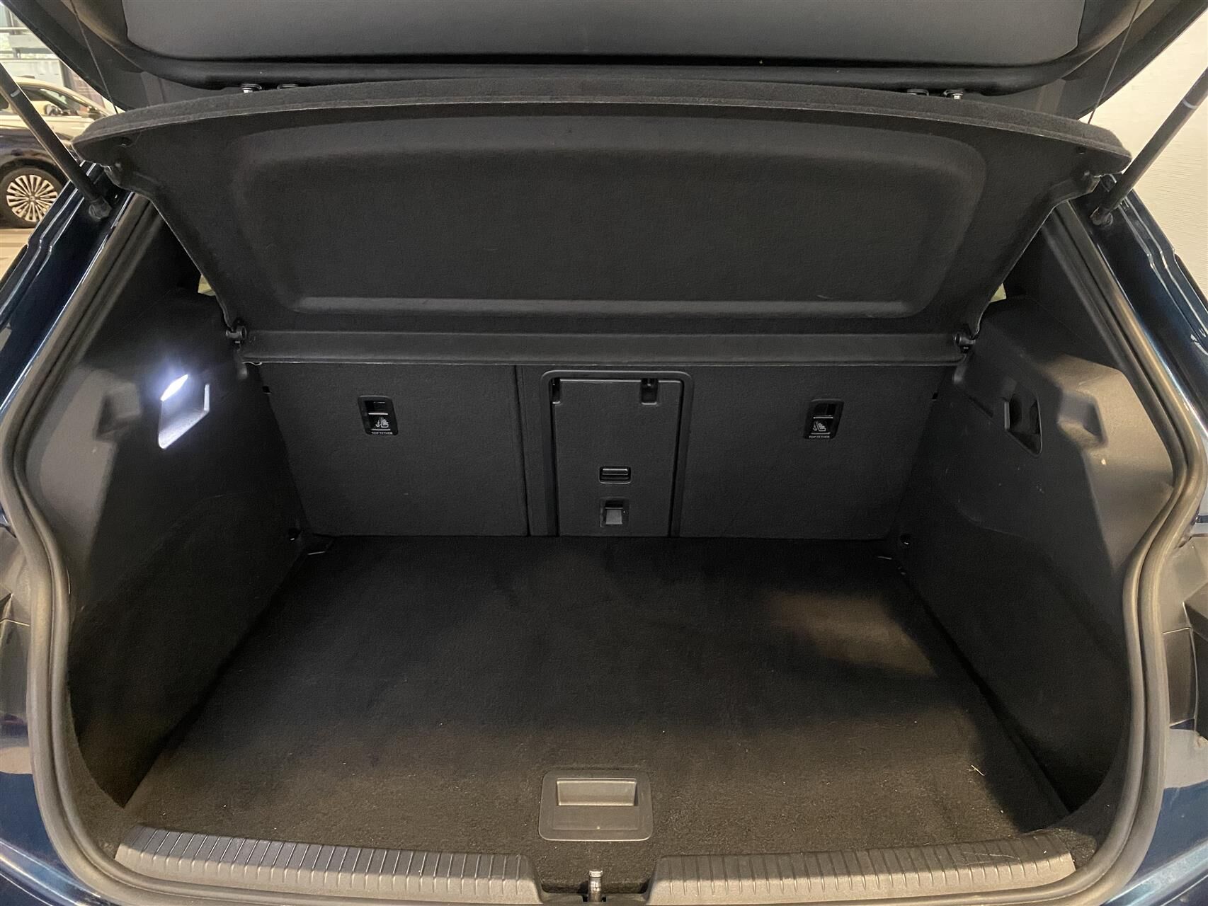 Billede af Cupra Born EL Dinamica Pack High 204HK 5d Aut.