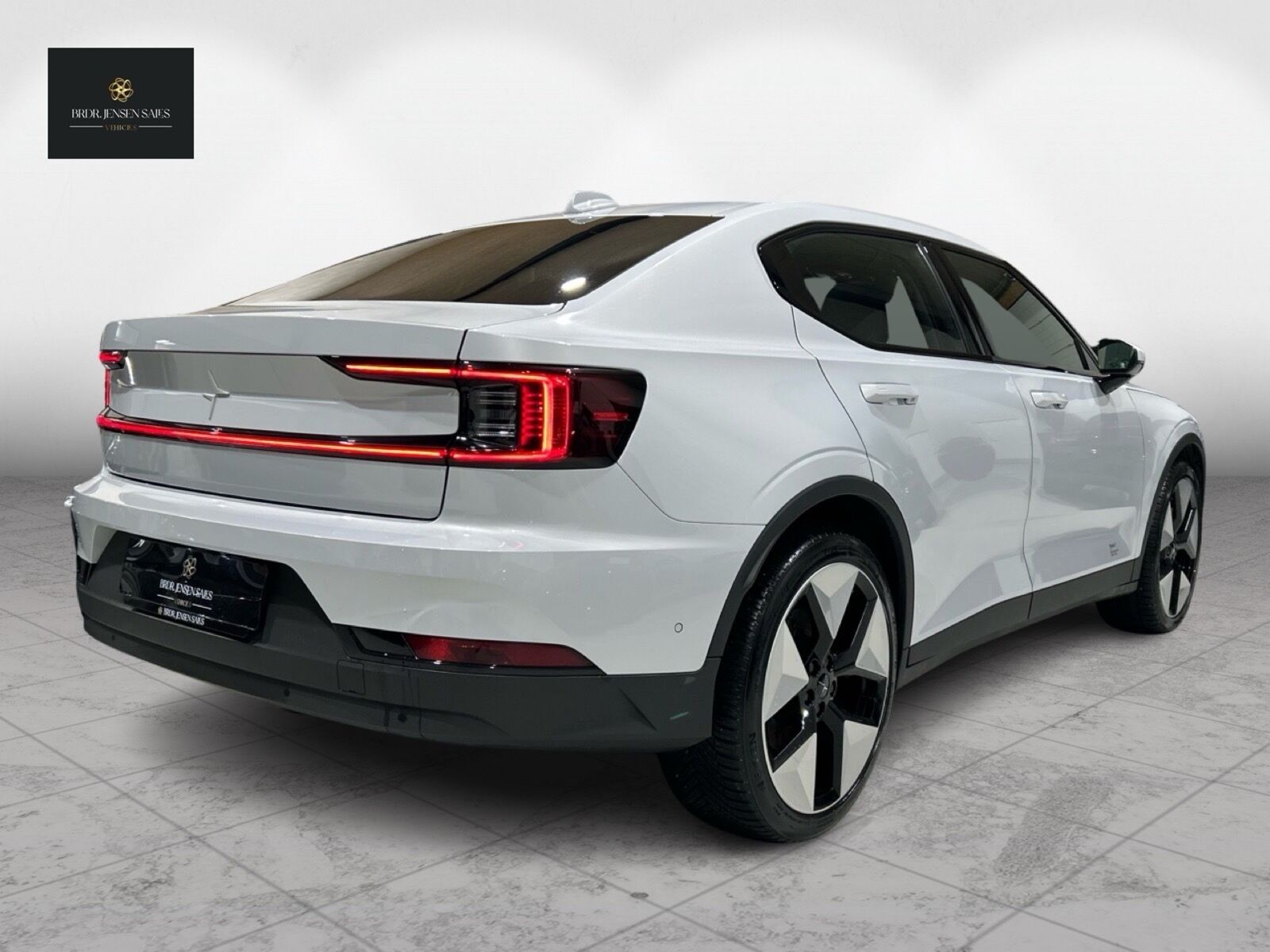 Billede af Polestar 2 EL Long Range Single motor Plus 231HK 5d Aut.
