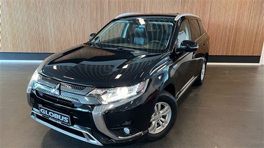 Mitsubishi Outlander 2,4 PHEV  Plugin-hybrid Invite+ 4WD 224HK 5d 6g Trinl. Gear