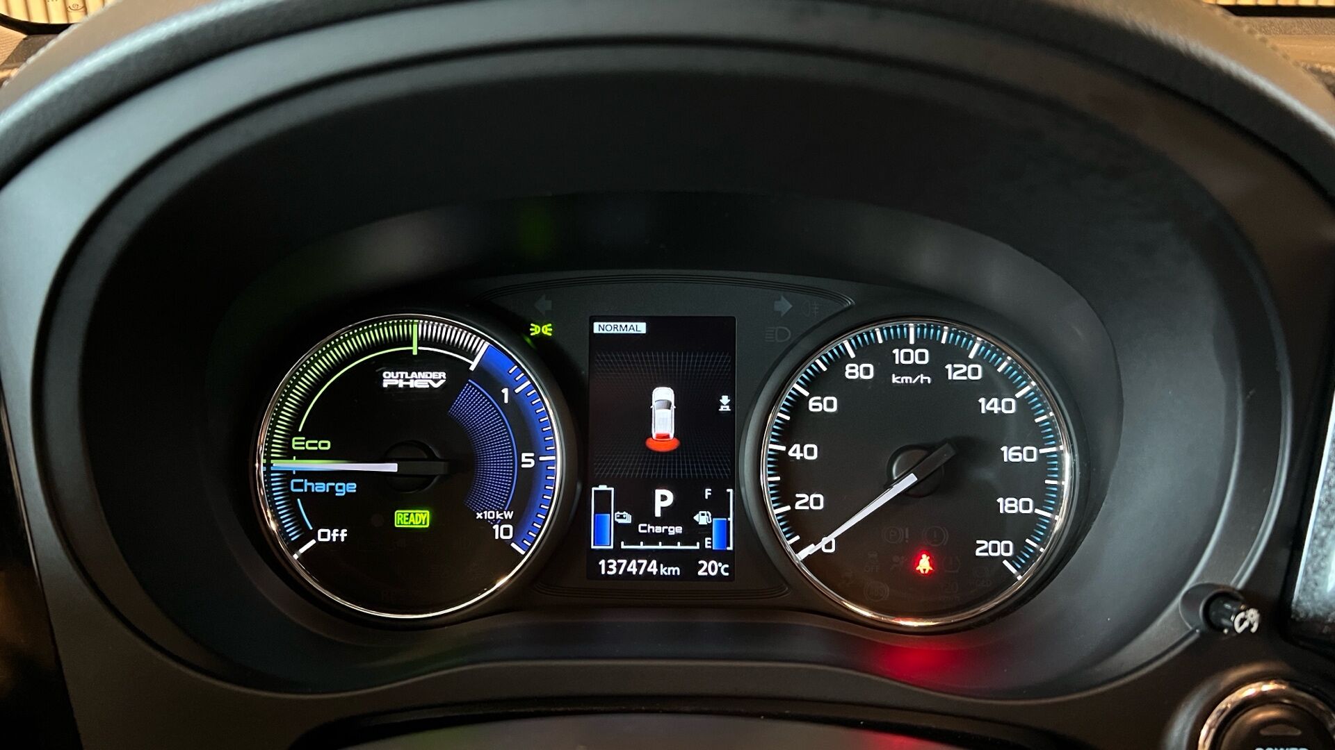 Billede af Mitsubishi Outlander 2,4 PHEV  Plugin-hybrid Invite+ 4WD 224HK 5d 6g Trinl. Gear