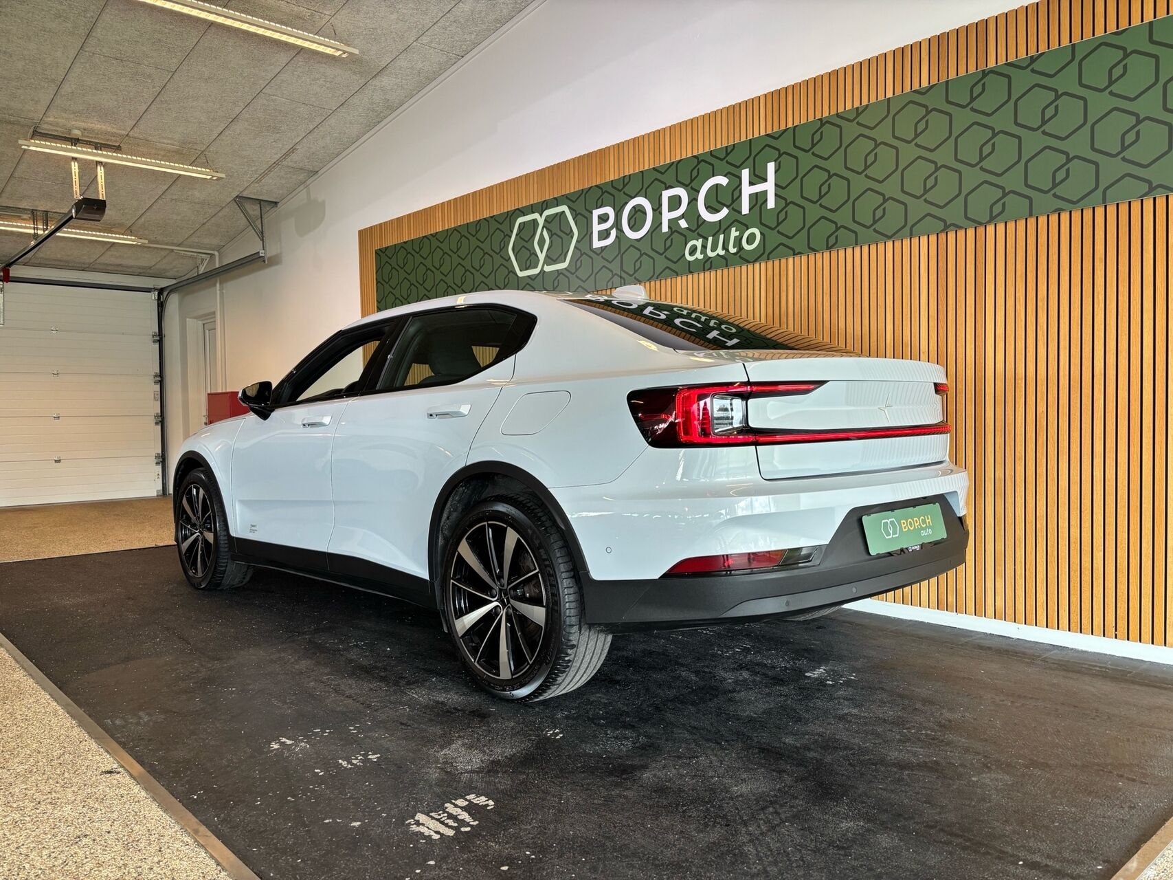 Billede af Polestar 2 EL Long range Single motor Plus 231HK 5d Aut.