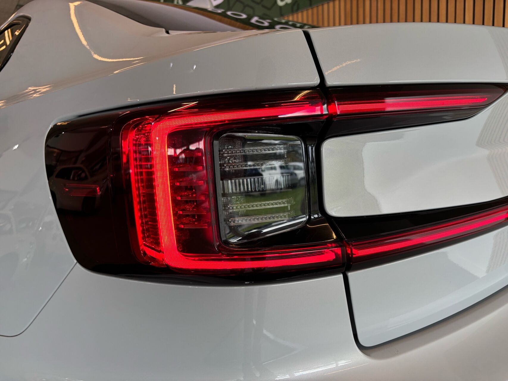 Billede af Polestar 2 EL Long range Single motor Plus 231HK 5d Aut.