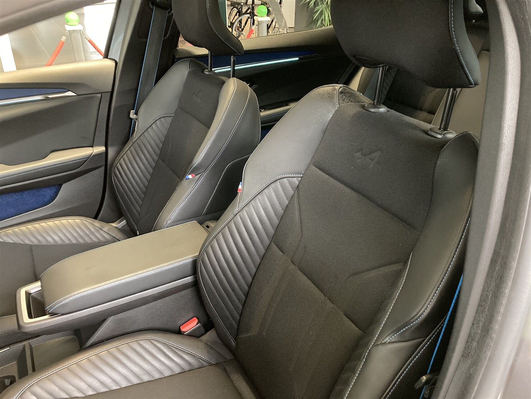 Billede af Renault Scénic E-TECH Esprit Alpine 220HK Aut.