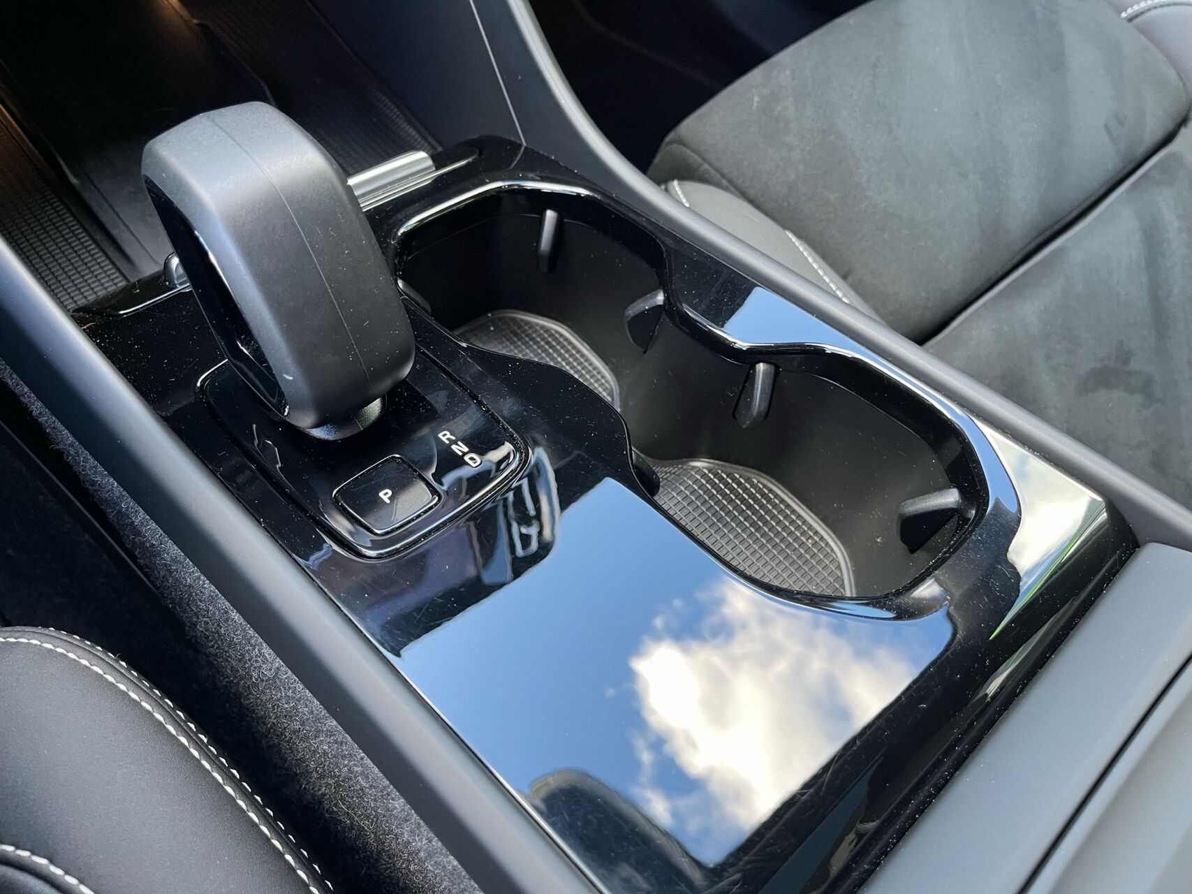 Billede af Volvo C40 Recharge Extended Range Plus 252HK 5d Aut.