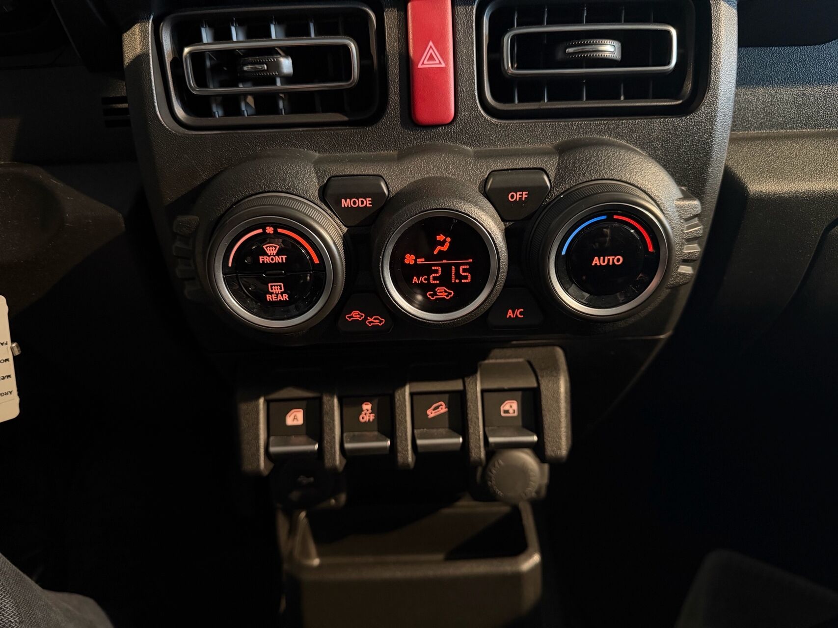 Billede af Suzuki Jimny 1,5 Adventure AllGrip 102HK 3d