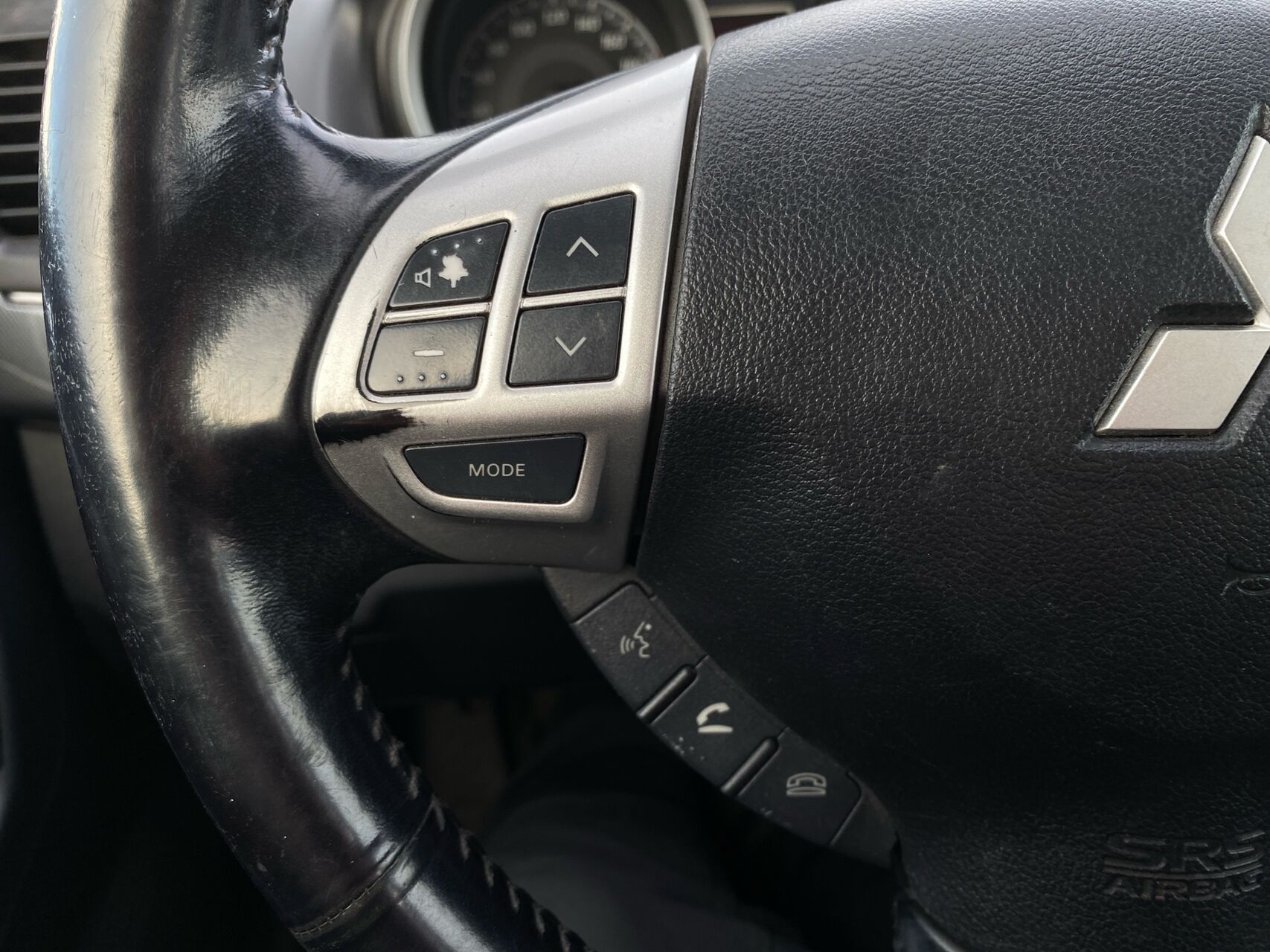 Billede af Mitsubishi Lancer 1,8 Invite 143HK