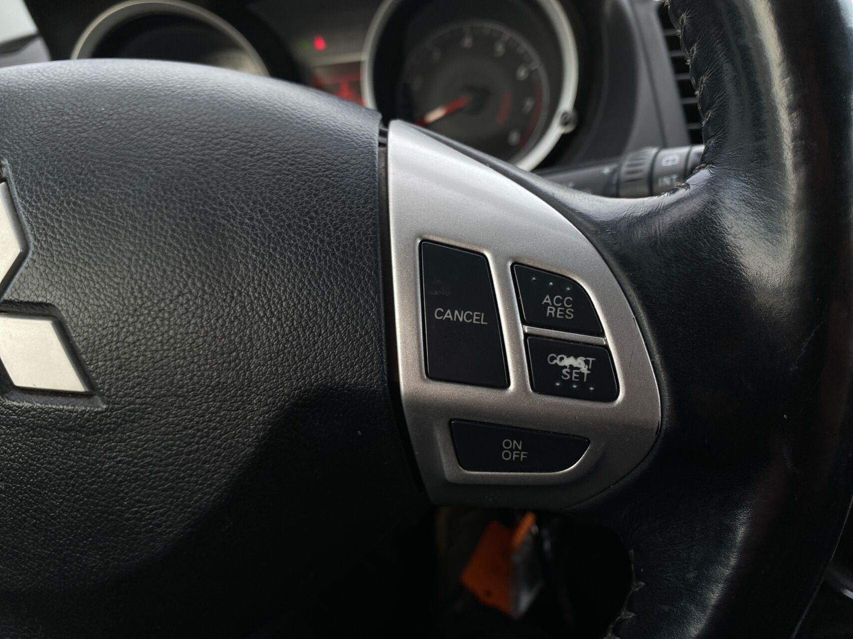 Billede af Mitsubishi Lancer 1,8 Invite 143HK