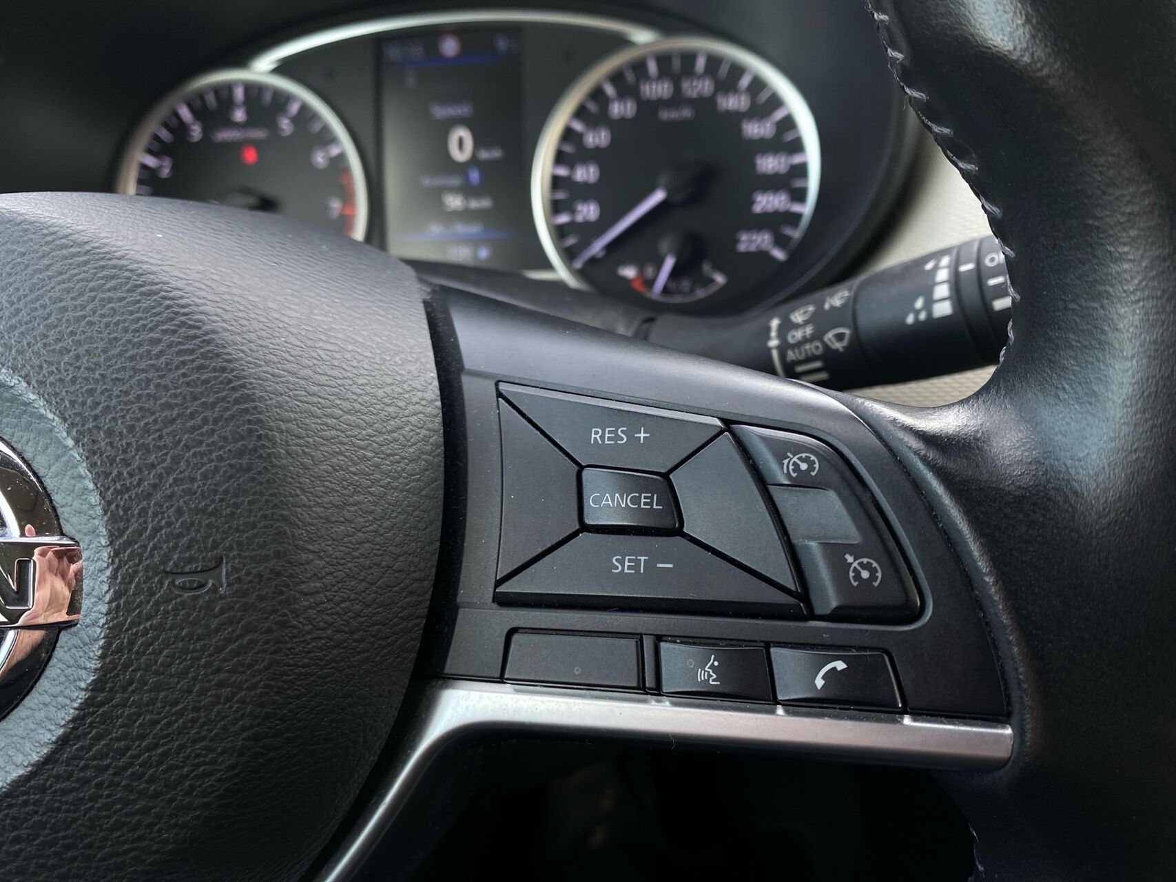 Billede af Nissan Micra 1,0 IG-T N-Connecta Start/Stop 100HK 5d